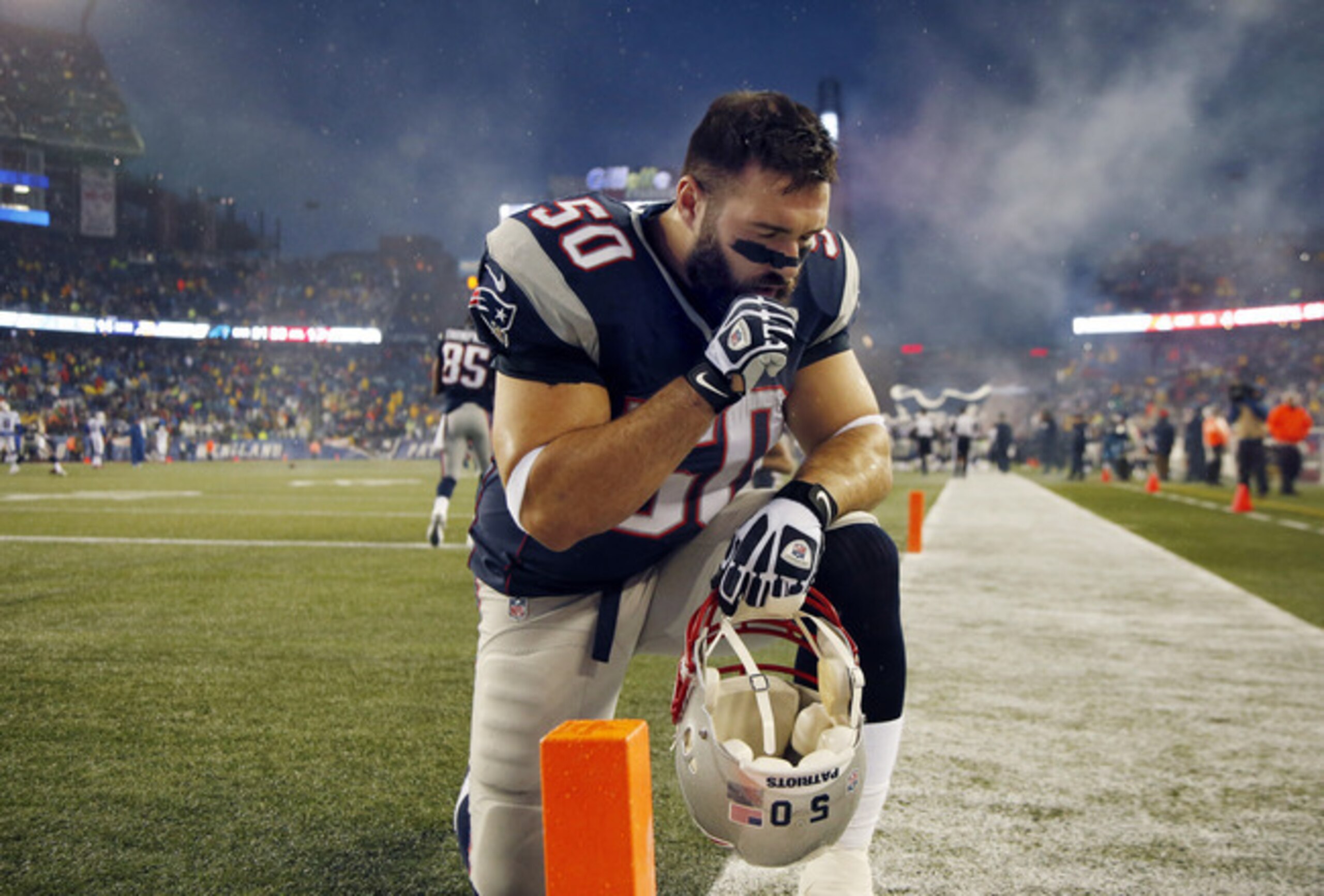 Patriots DE Rob Ninkovich has a nose for the football.
