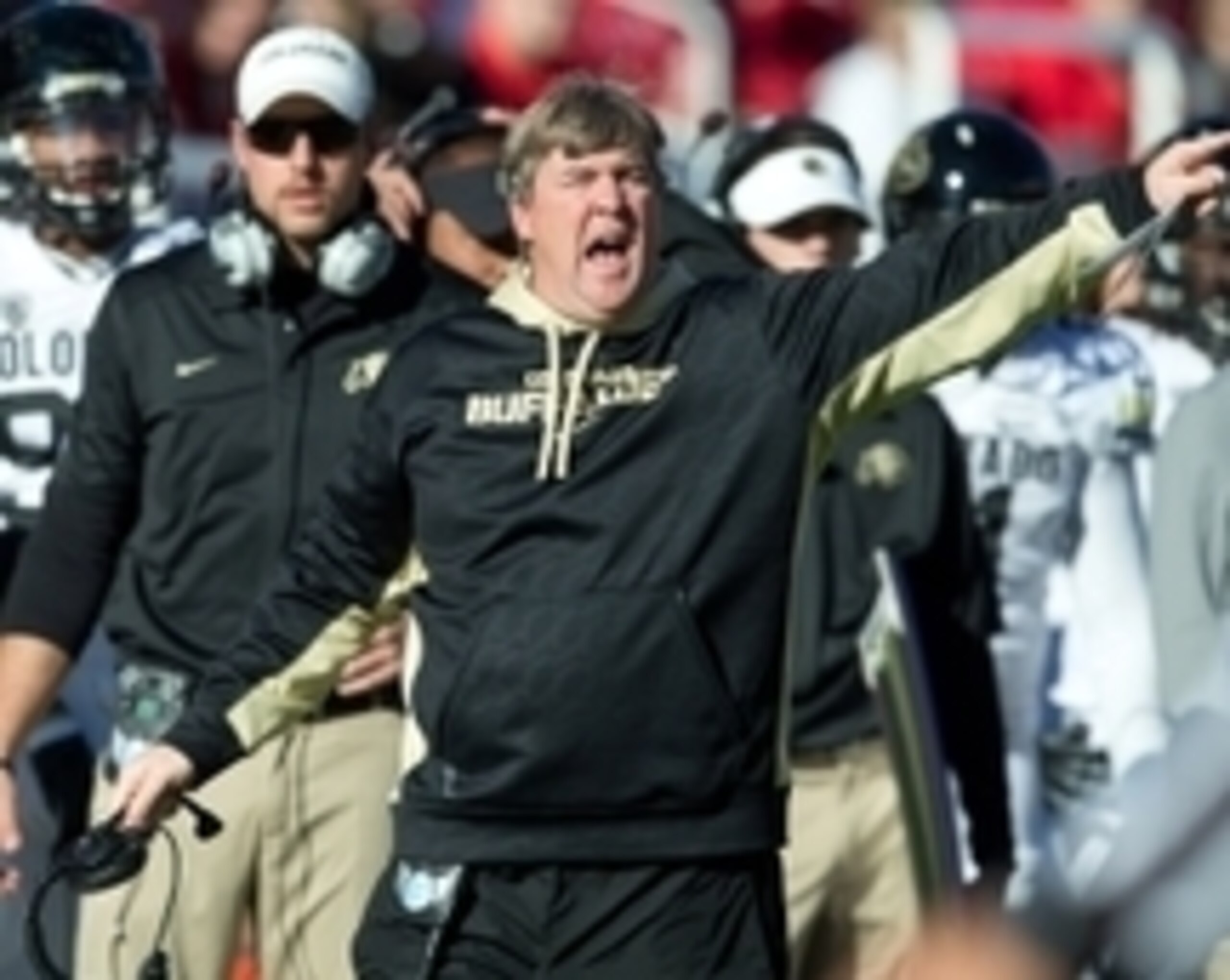 Coach Mike MacIntyre