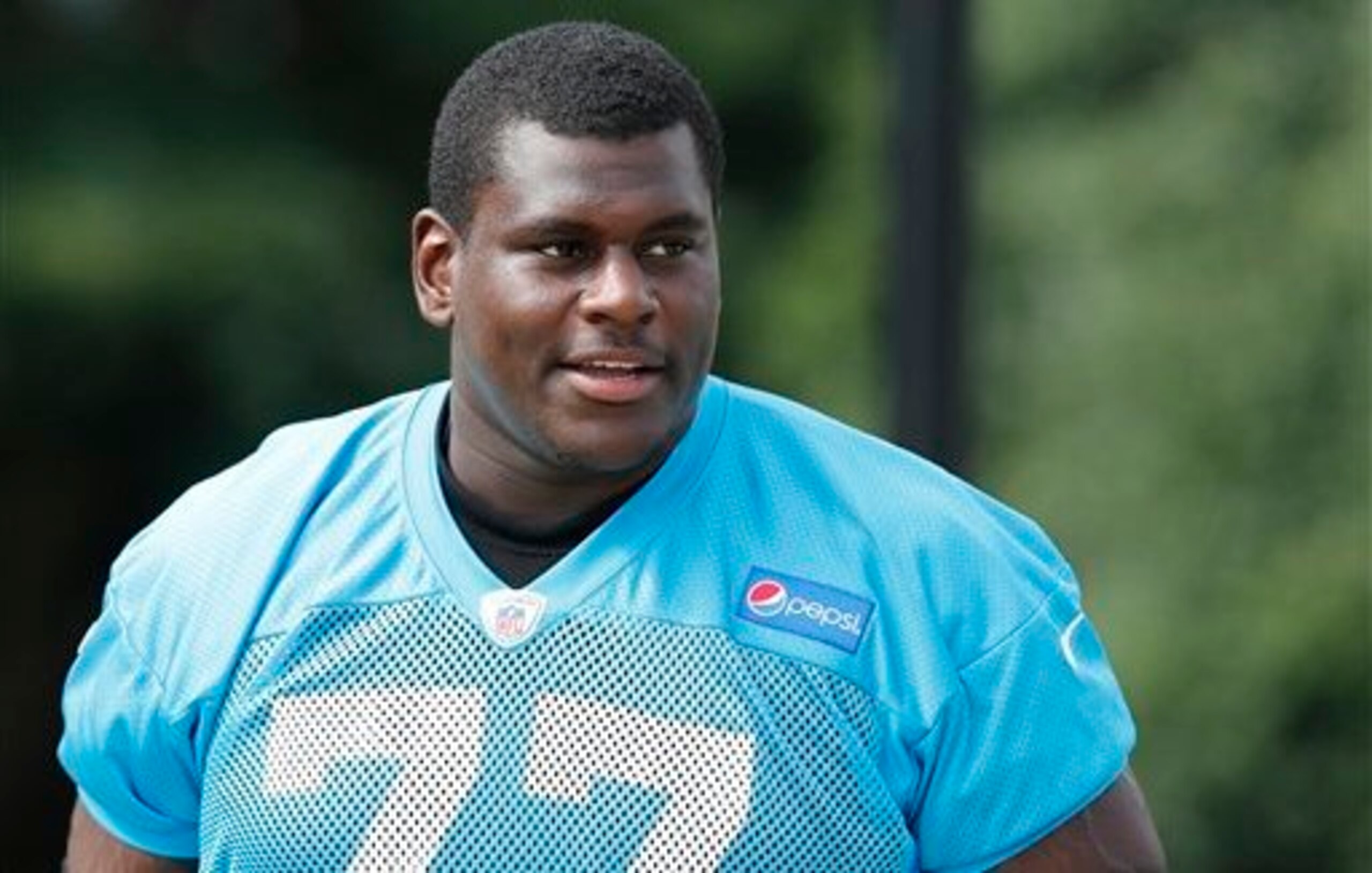 Tackle Byron Bell