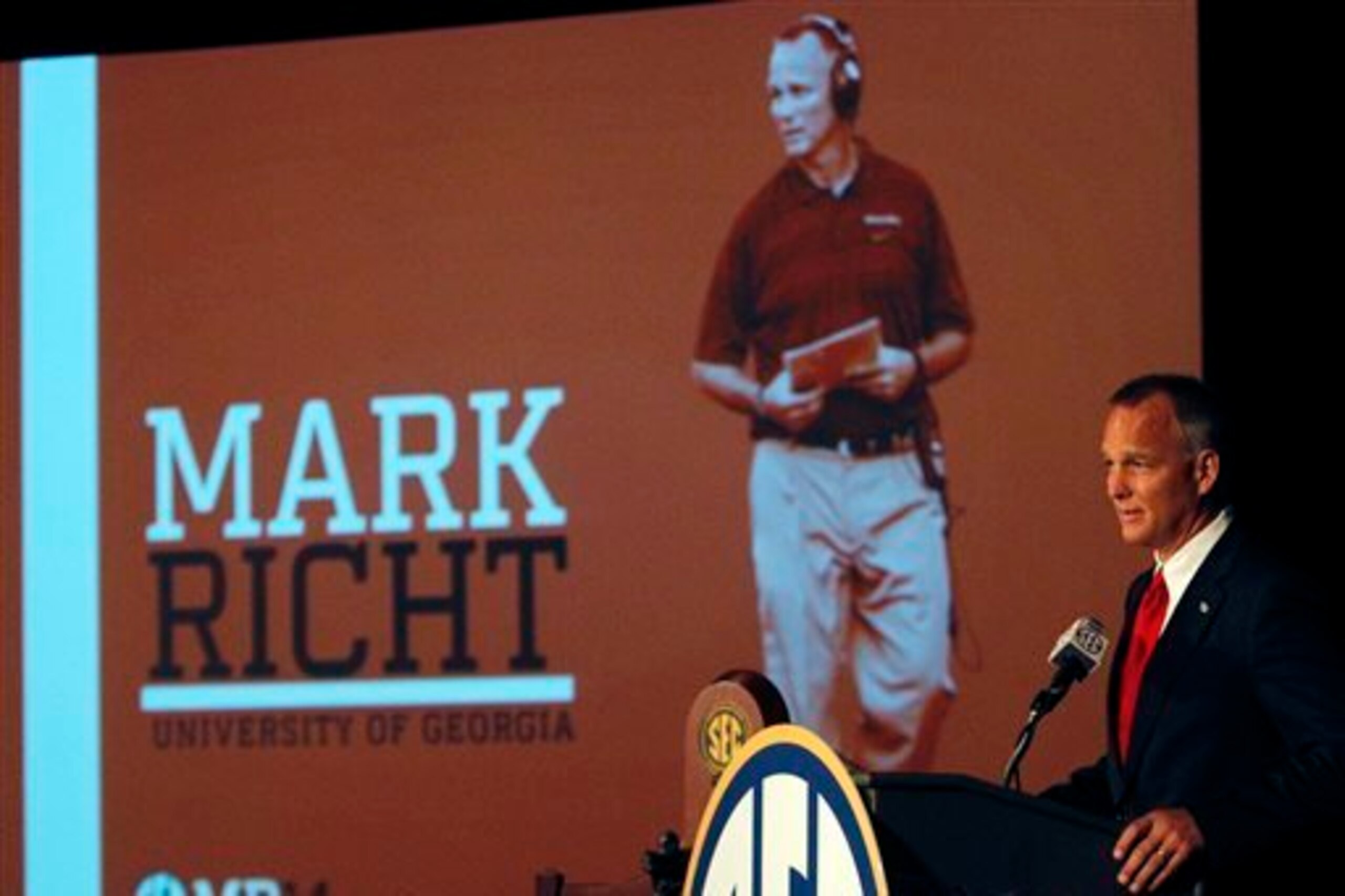 Mark Richt has dealt with the arrests of six Georgia players this offseason.
