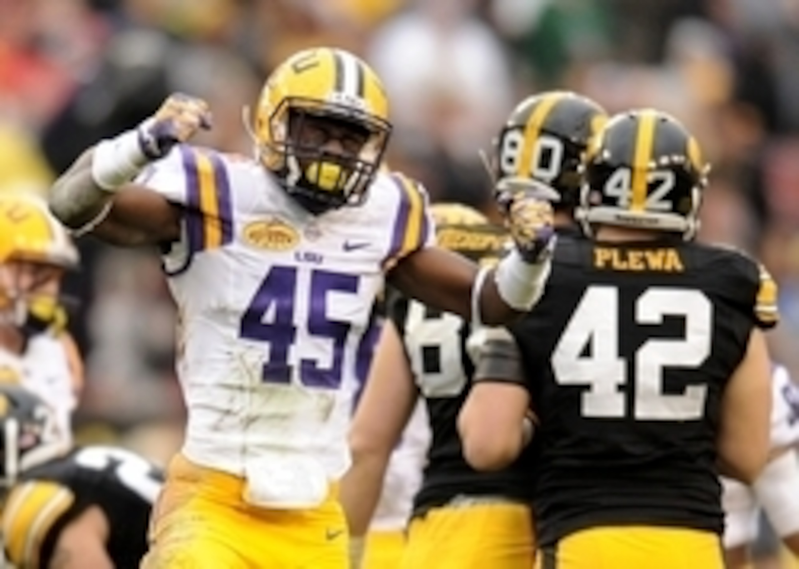 LSU linebacker Deion Jones in the 2014 Outback Bowl