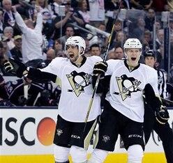 Maatta (right)