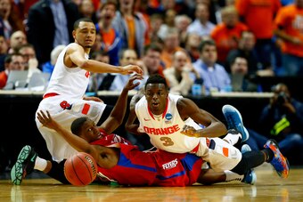 Both Dayton and Syracuse head into the 2014-15 season with high expectations. But will they be able to meet those goals and avoid being labeled an underachiever?