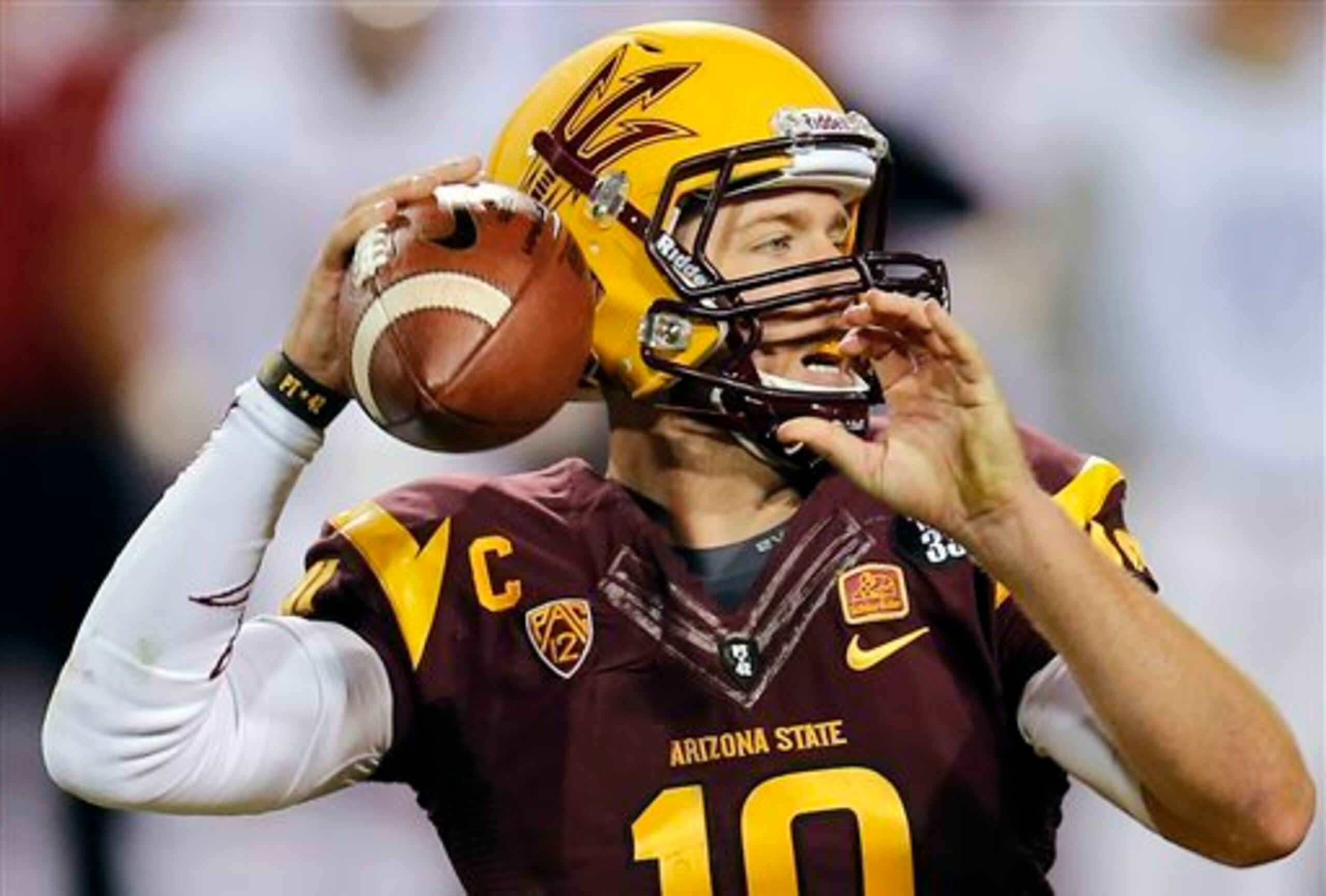 QB Taylor Kelly