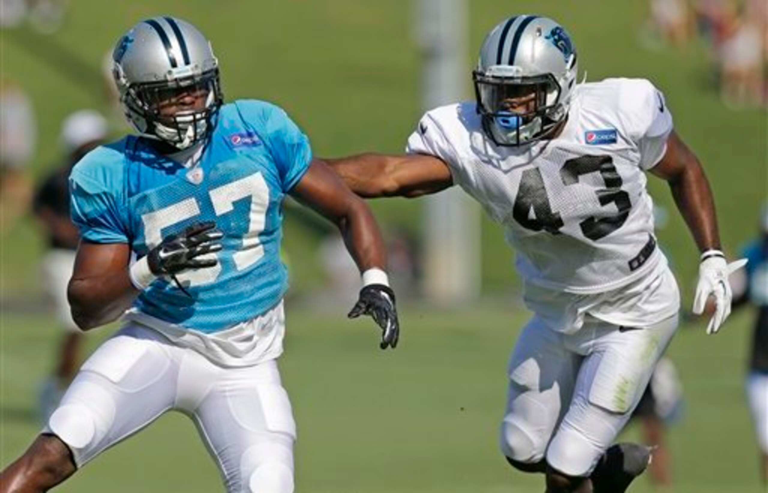 Adarius Glanton (left)