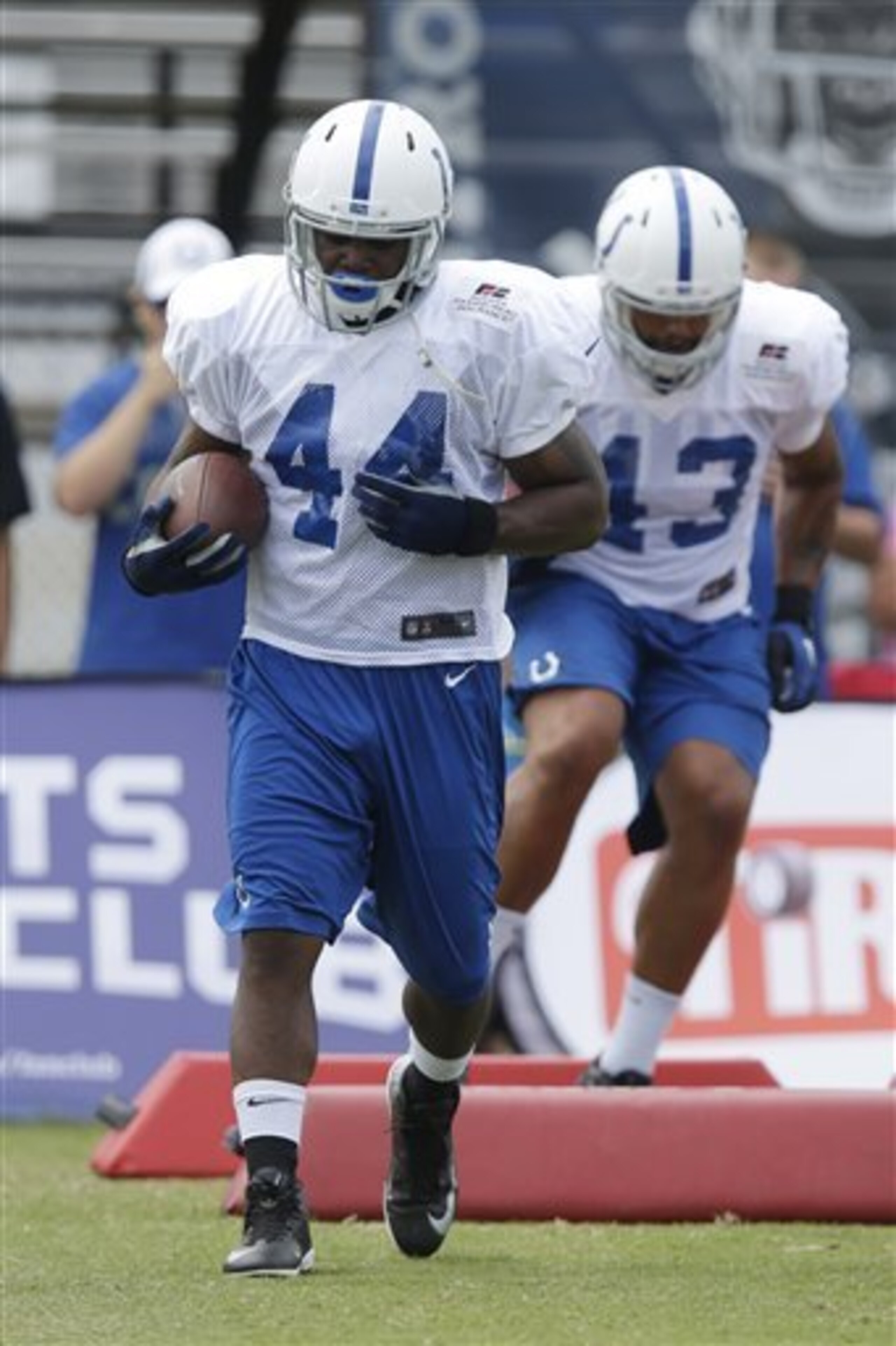 Ahmad Bradshaw will be relied upon to spell Trent Richardson.