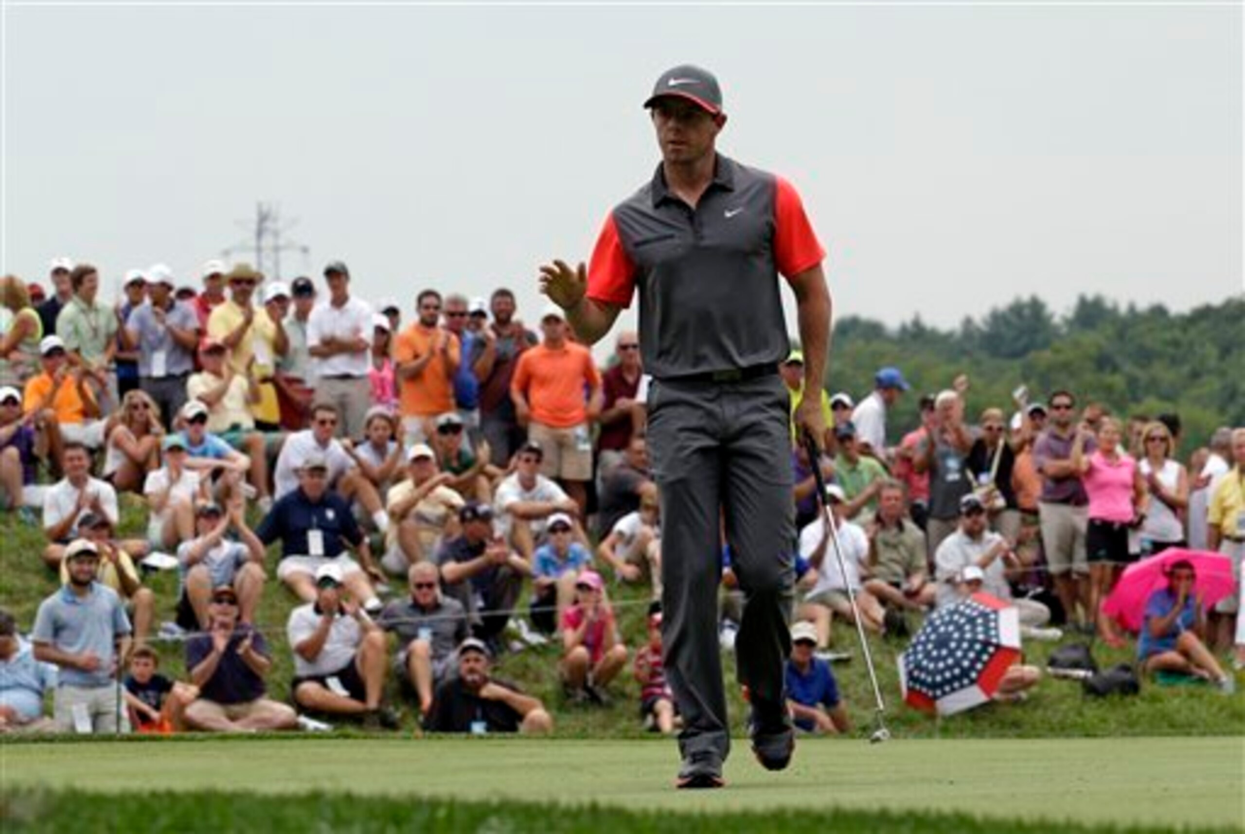 Rory McIlroy played well except for a double bogey.