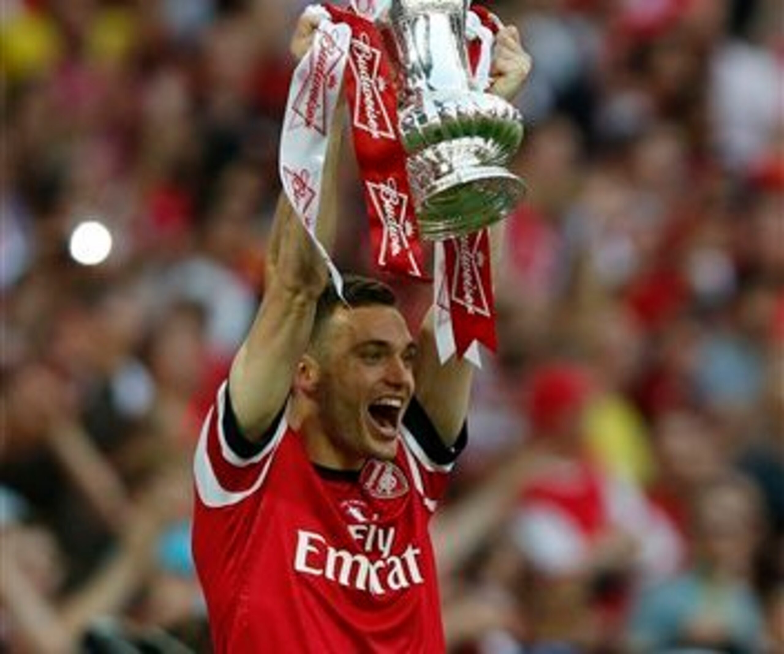 Thomas Vermaelen will soon put pen to paper.