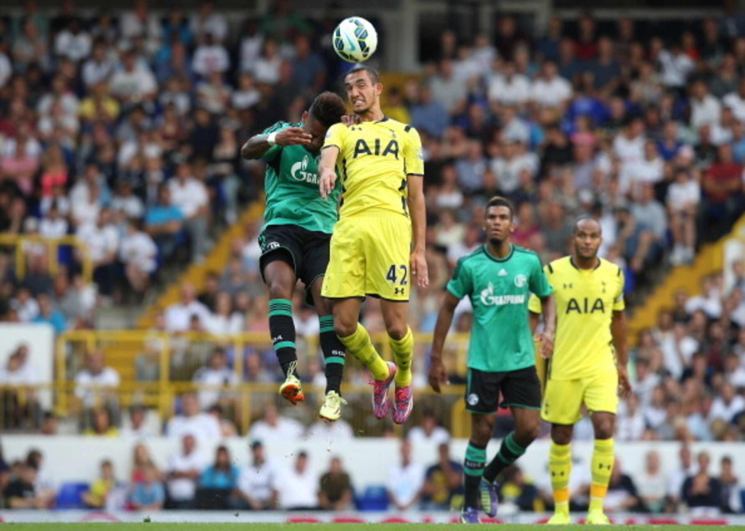 Nabil Bentaleb played his first match since his World Cup experience with Algeria.