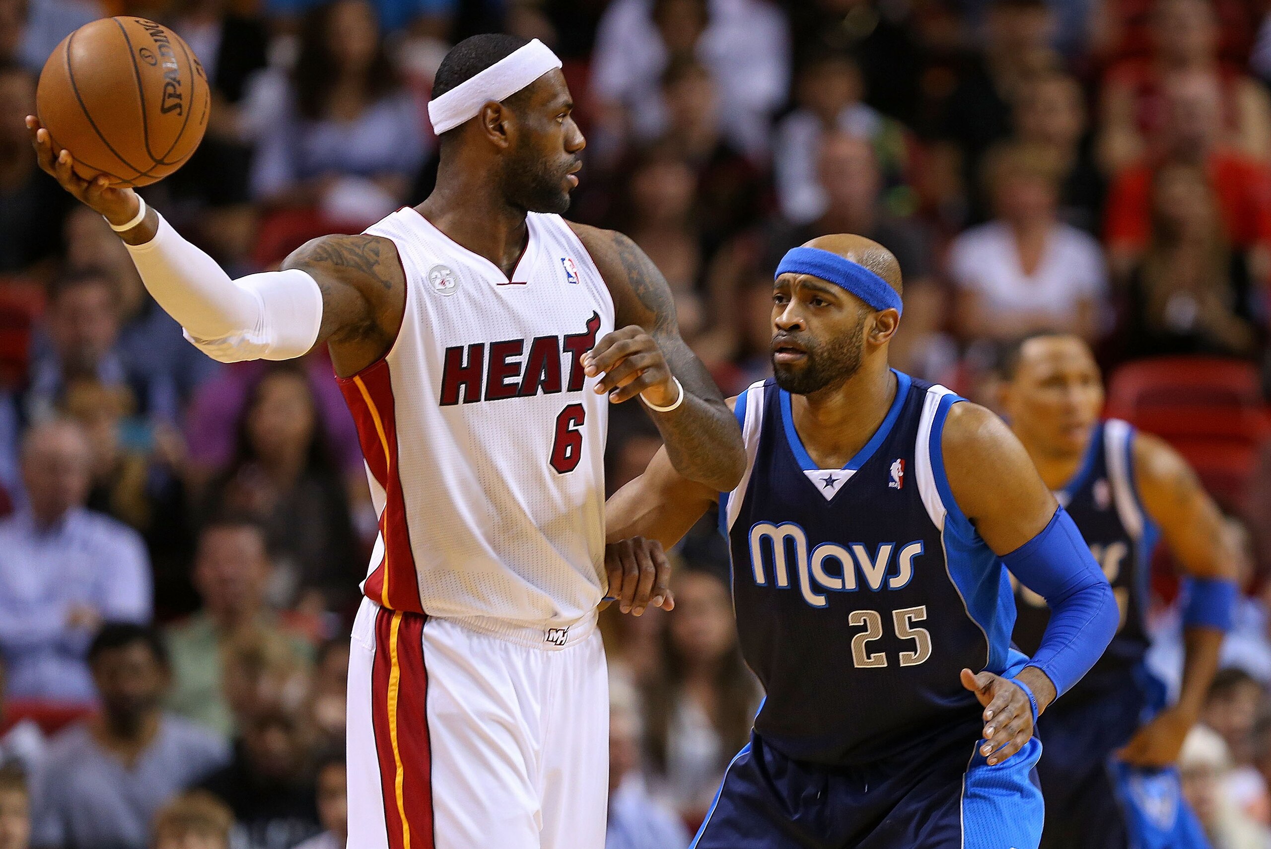Neither LeBron James nor Vince Carter will be returning to their respective organizations from the 2013-14 NBA season.