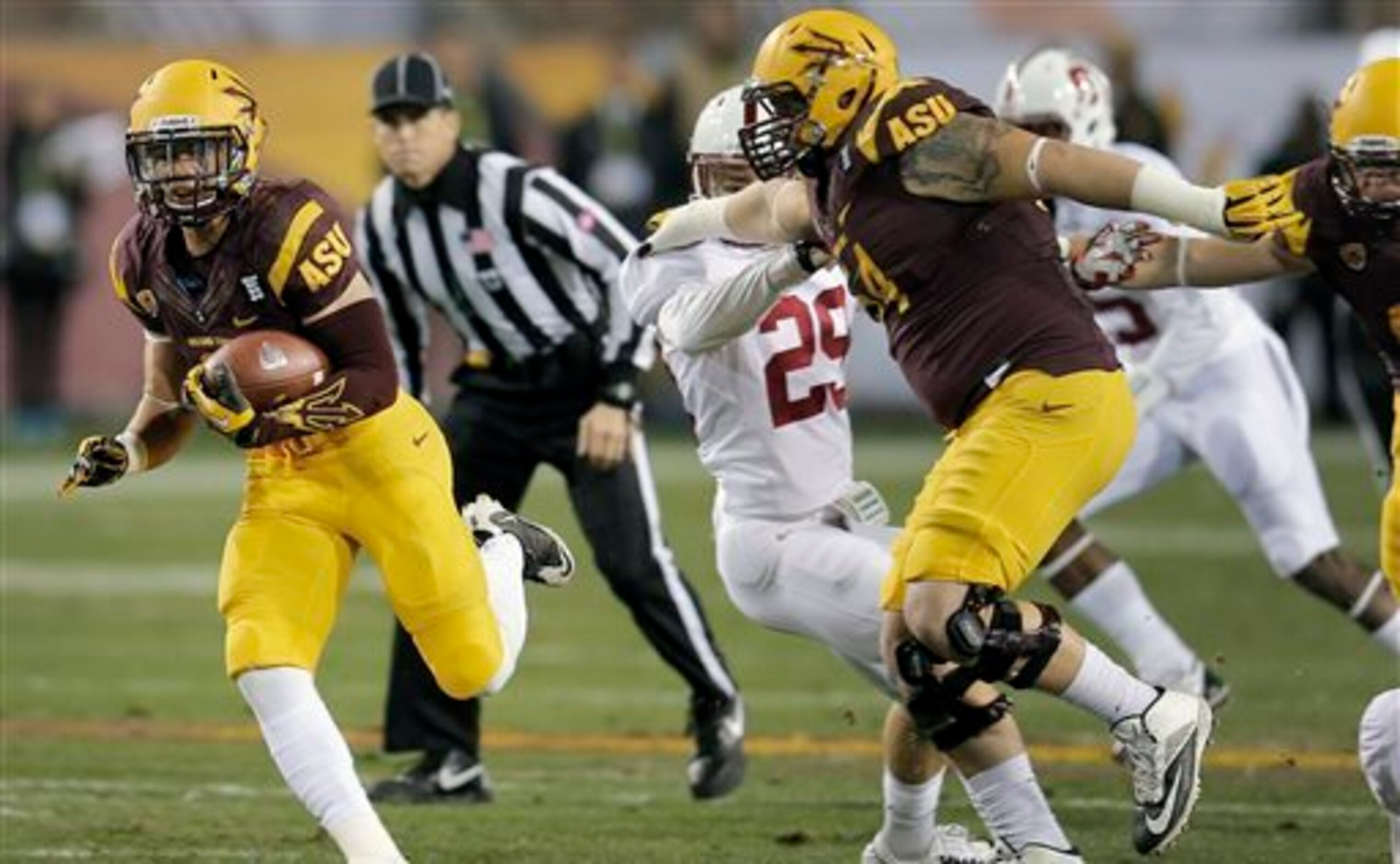 D.J. Foster should be one of the Pac-12's most explosive tailbacks this fall.