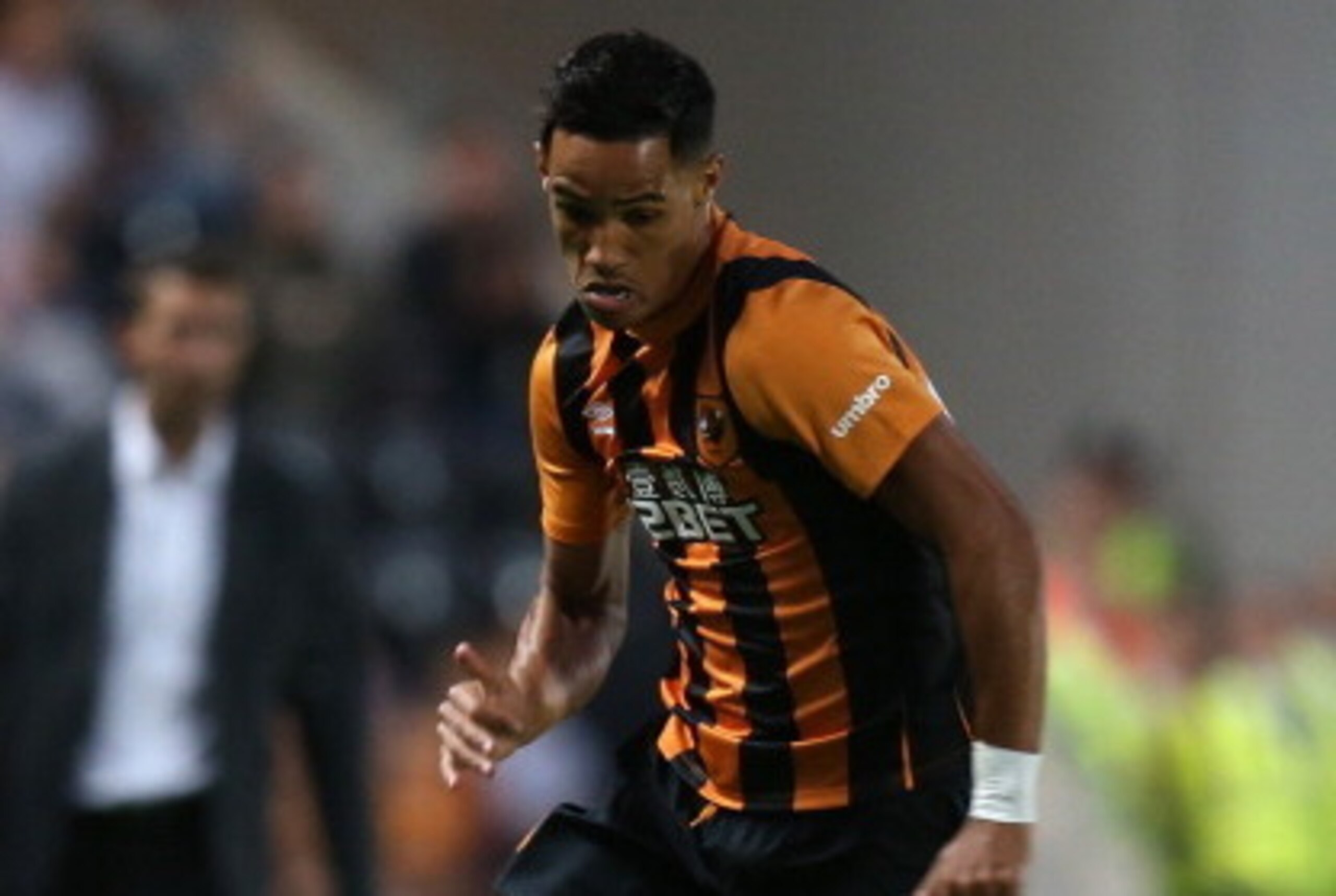 HULL, ENGLAND - AUGUST 07:  Thomas Ince of Hull City controls the ball during the UEFA Europa League third qualifying round: second leg match between Hull City and AS Trencin at KC Stadium on August 7, 2014 in Hull, United Kingdom.  (Photo by Jan Kruger/G