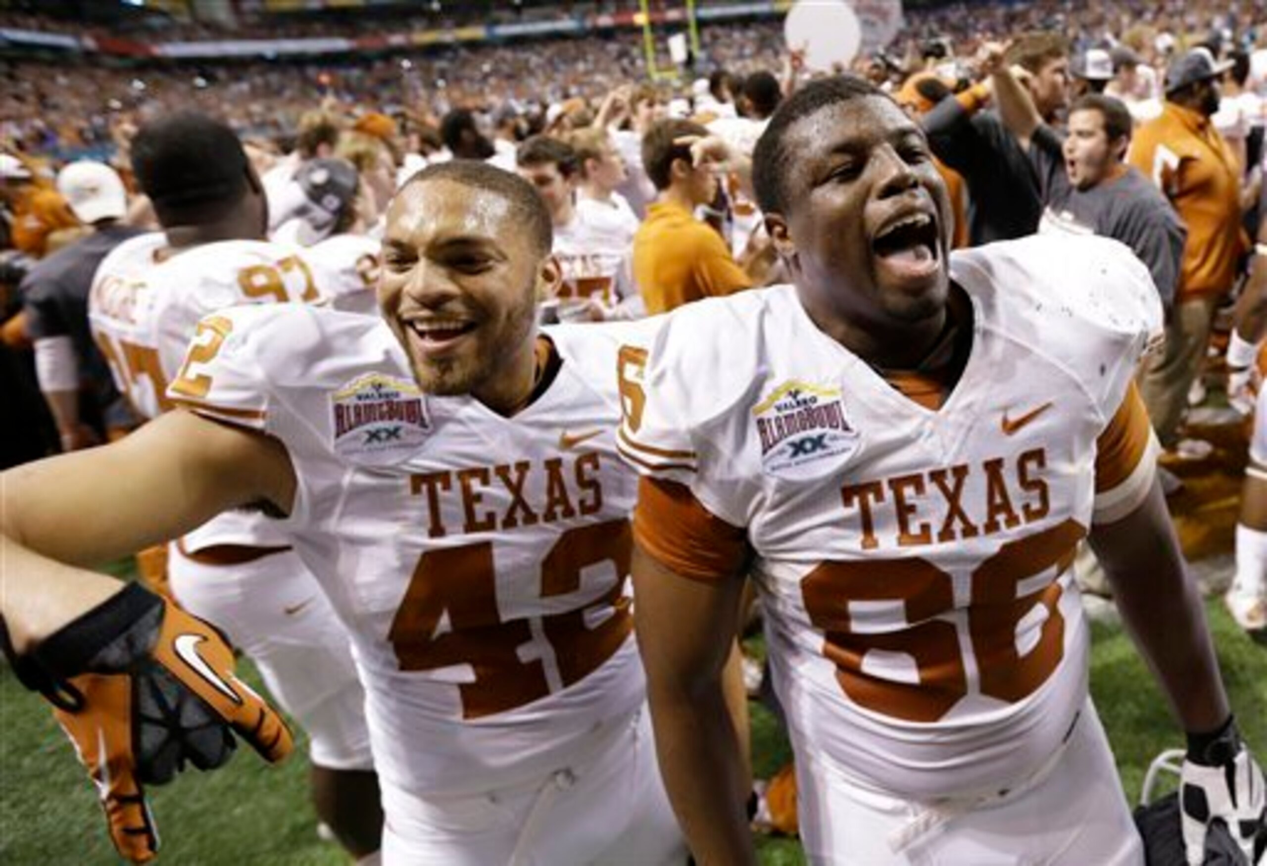 Sedrick Flowers (right) enters the 2014 season as one of Texas' most battle-tested linemen.