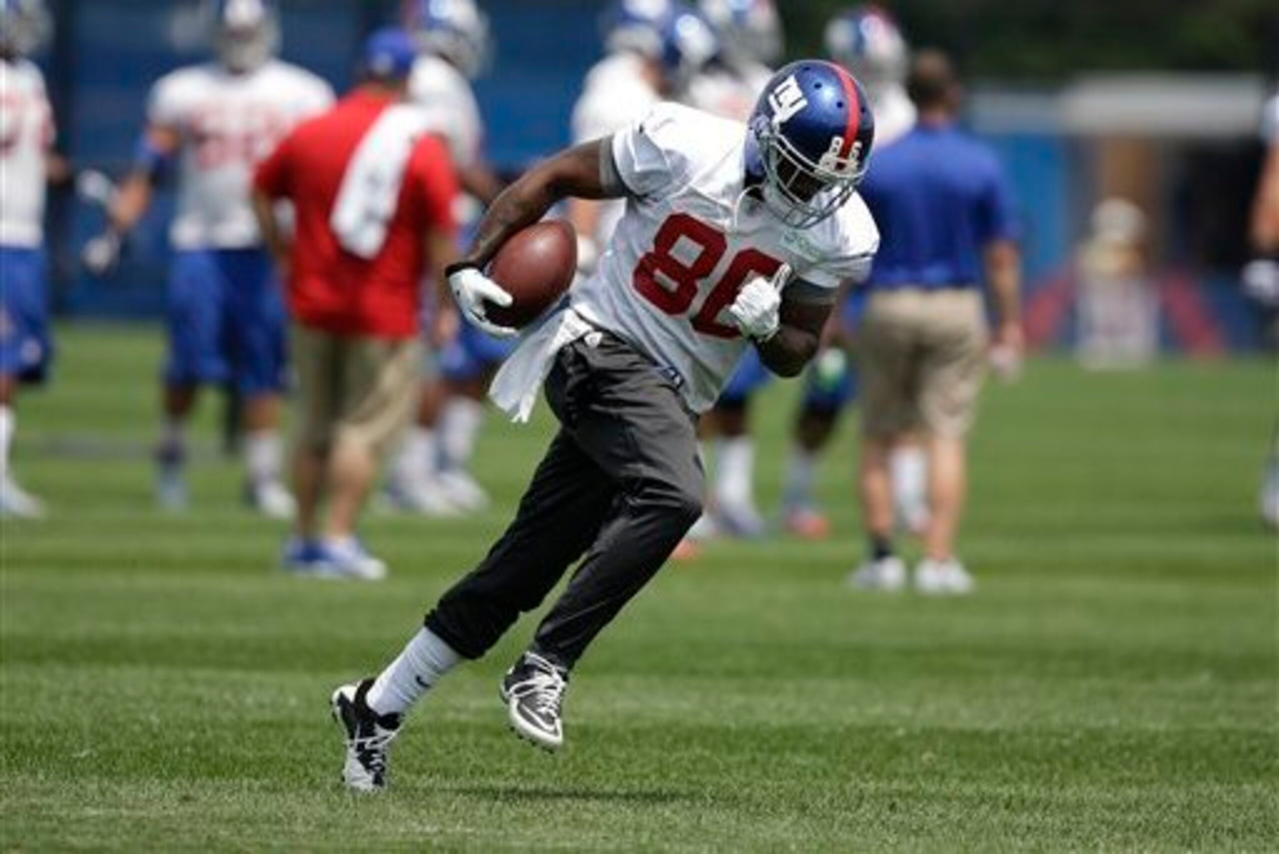 Mario Manningham helped the New York Giants win a Super Bowl, but that might not help earn a spot on their 2014 roster. Mario Manningham helped the New York Giants win a Super Bowl, but that might not help earn a spot on their 2014 roster.