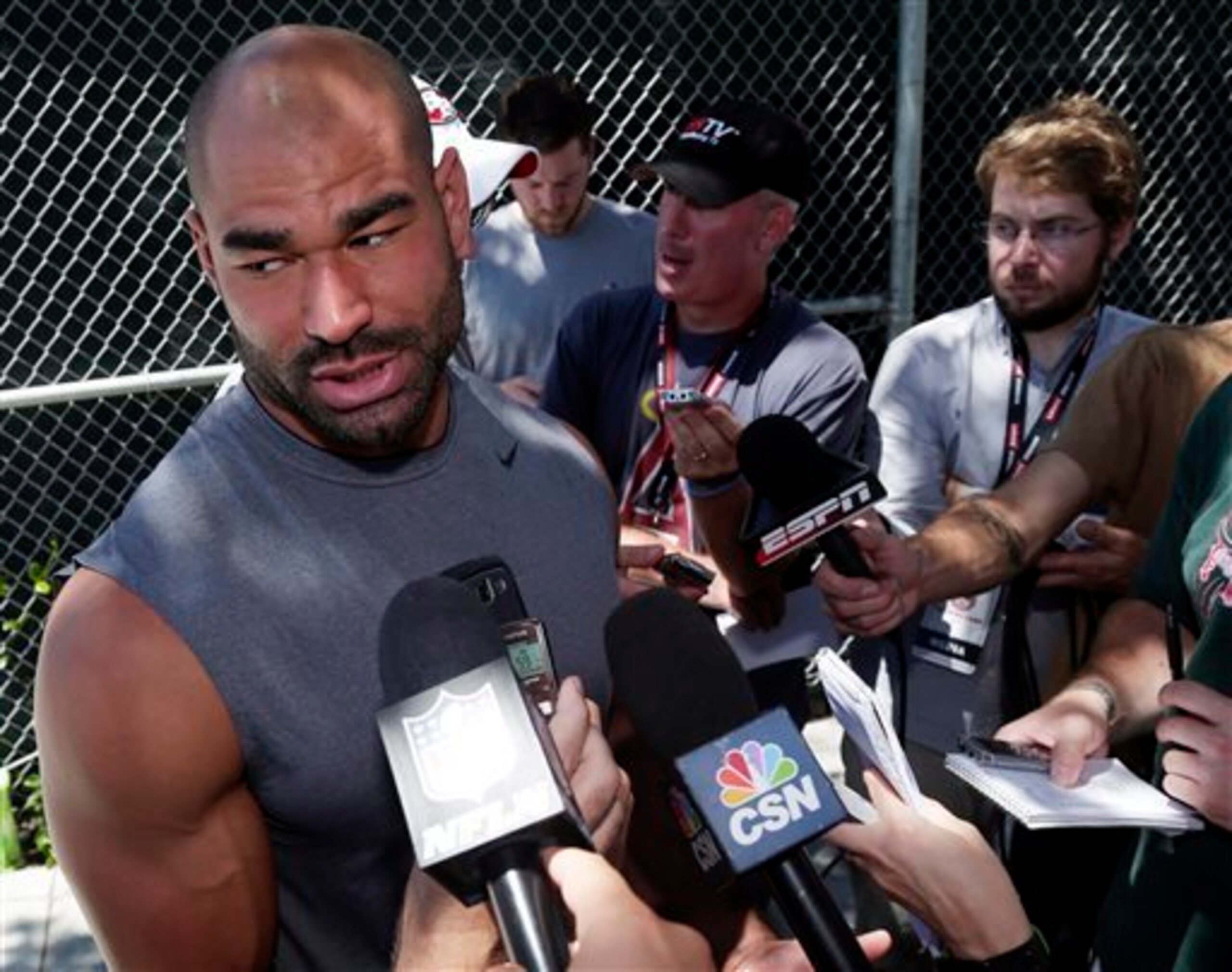 Linebacker Michael Wilhoite continues to showcase the capability of filling in for NaVorro Bowman. Linebacker Michael Wilhoite continues to showcase the capability of filling in for NaVorro Bowman.