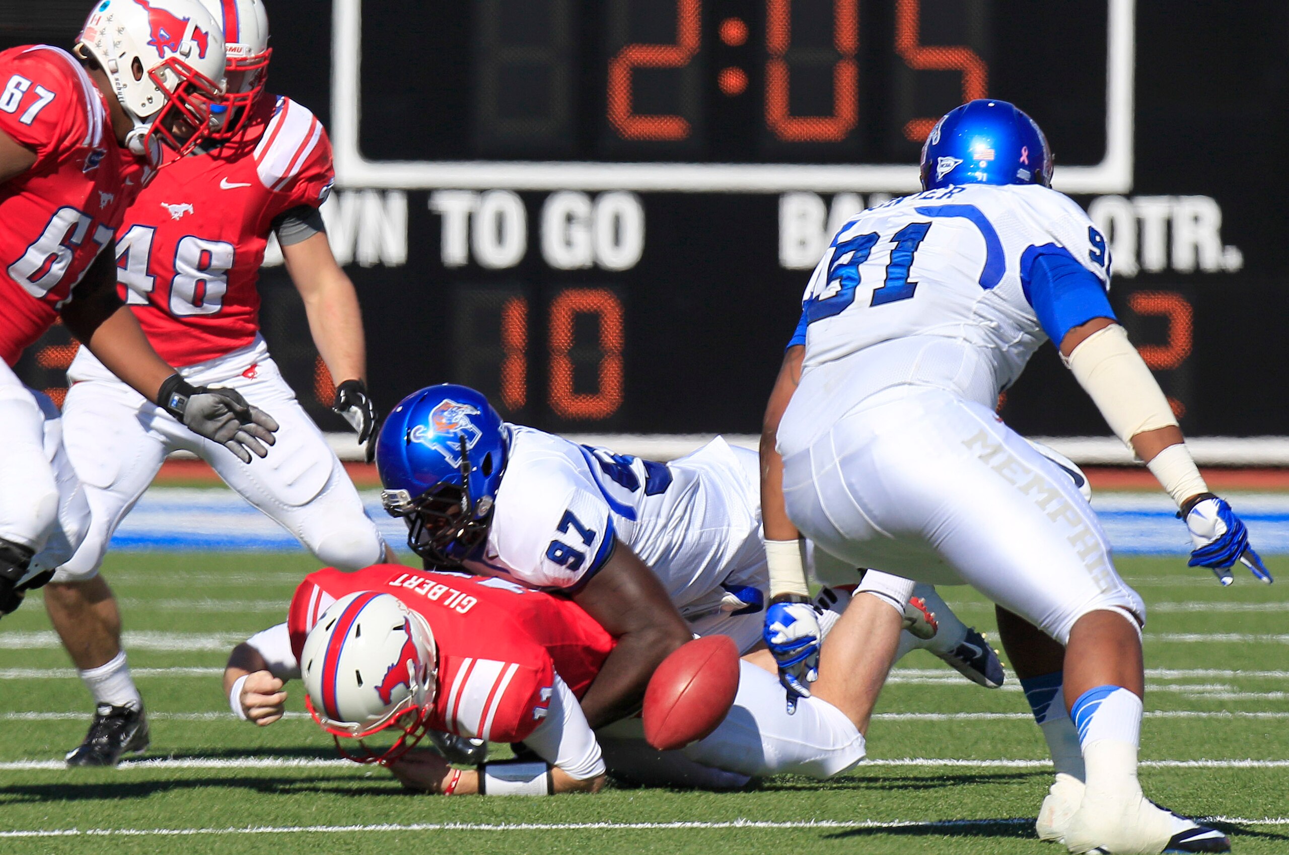 Memphis DE Martin Ifedi