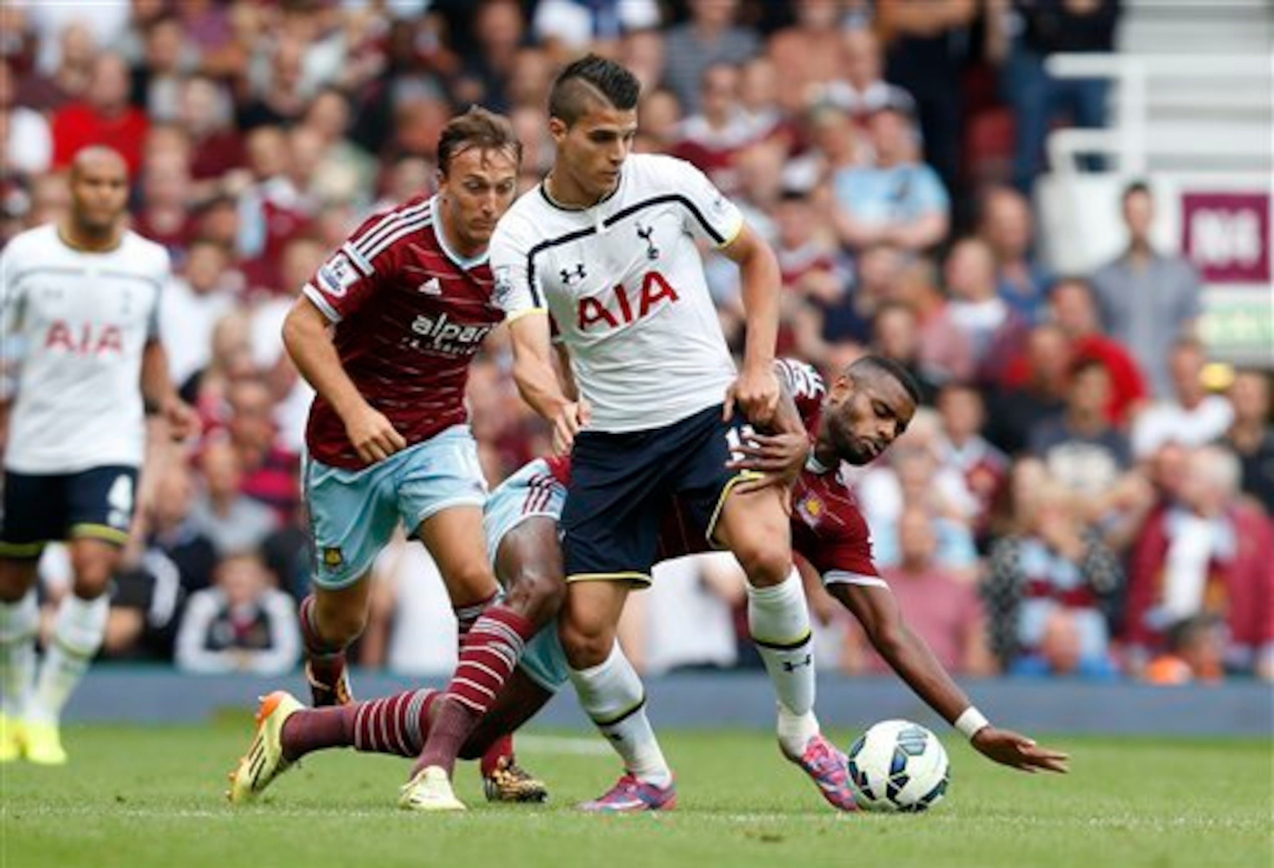 The likes of Erik Lamela and others need to stand up and be counted.