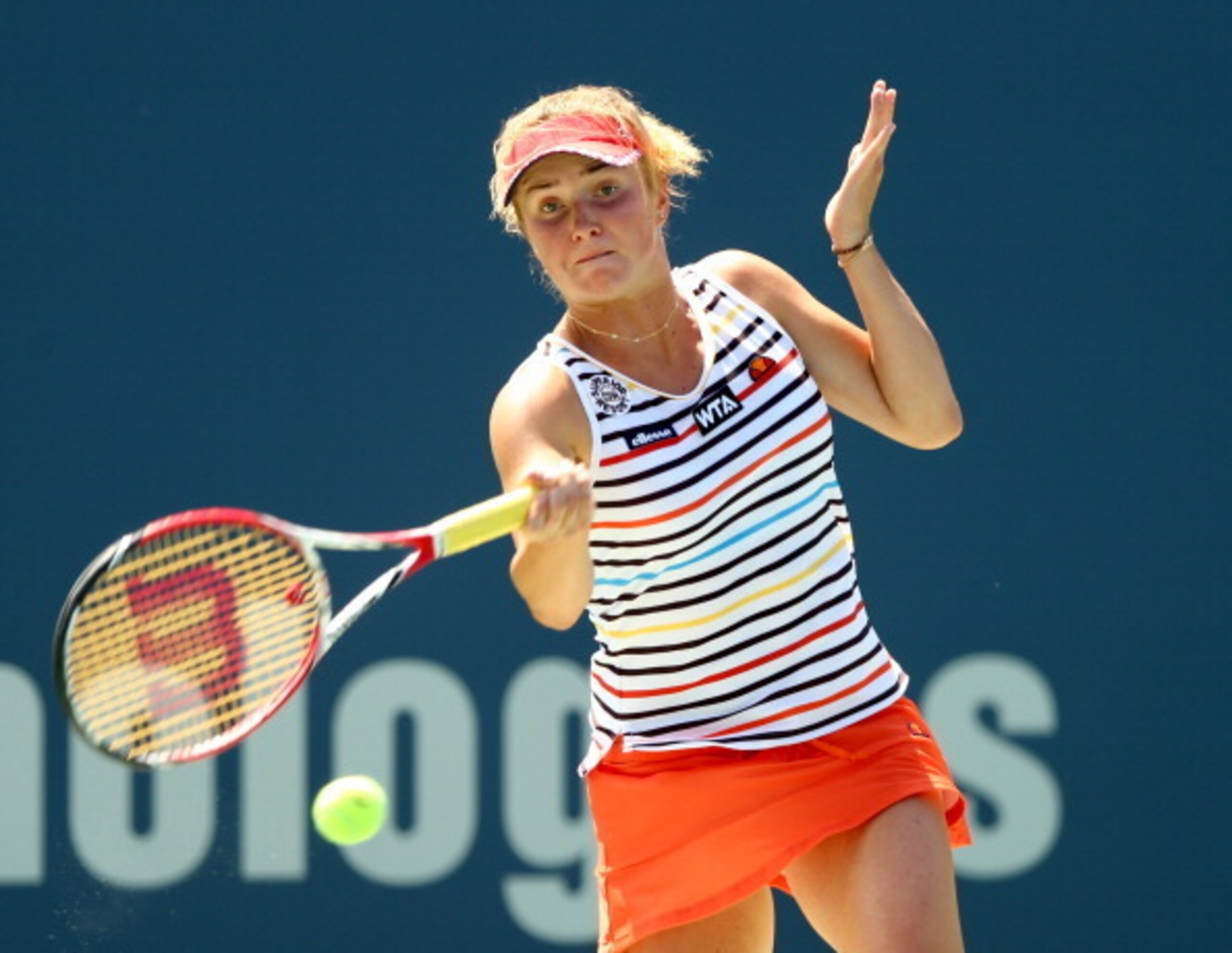 Elina Svitolina hits a forehand during the 2014 U.S. Open series.