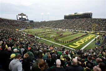 Autzen Stadium boasts an excellent West Coast tailgate scene.