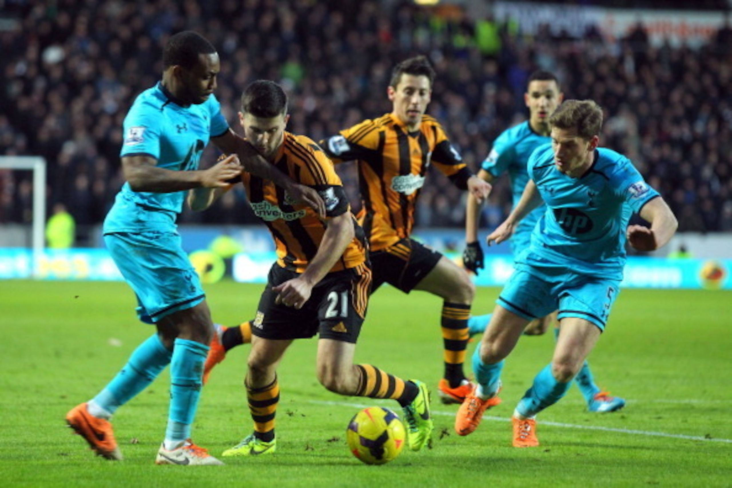 Be it with Danny Rose or Ben Davies, Vertonghen can play his part in reinforcing Tottenham's left-hand side.