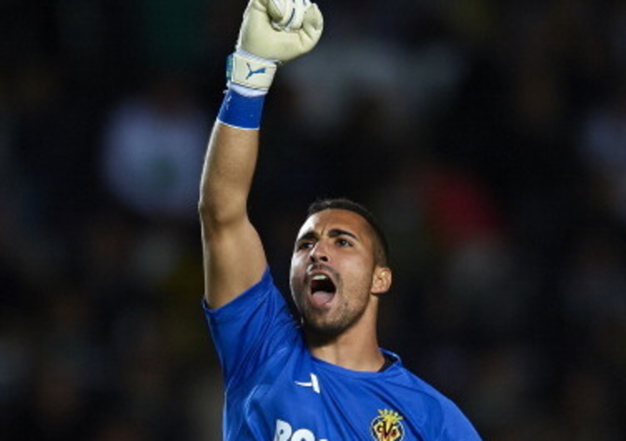 Sergio Asenjo kept the Yellow Submarine in the game.