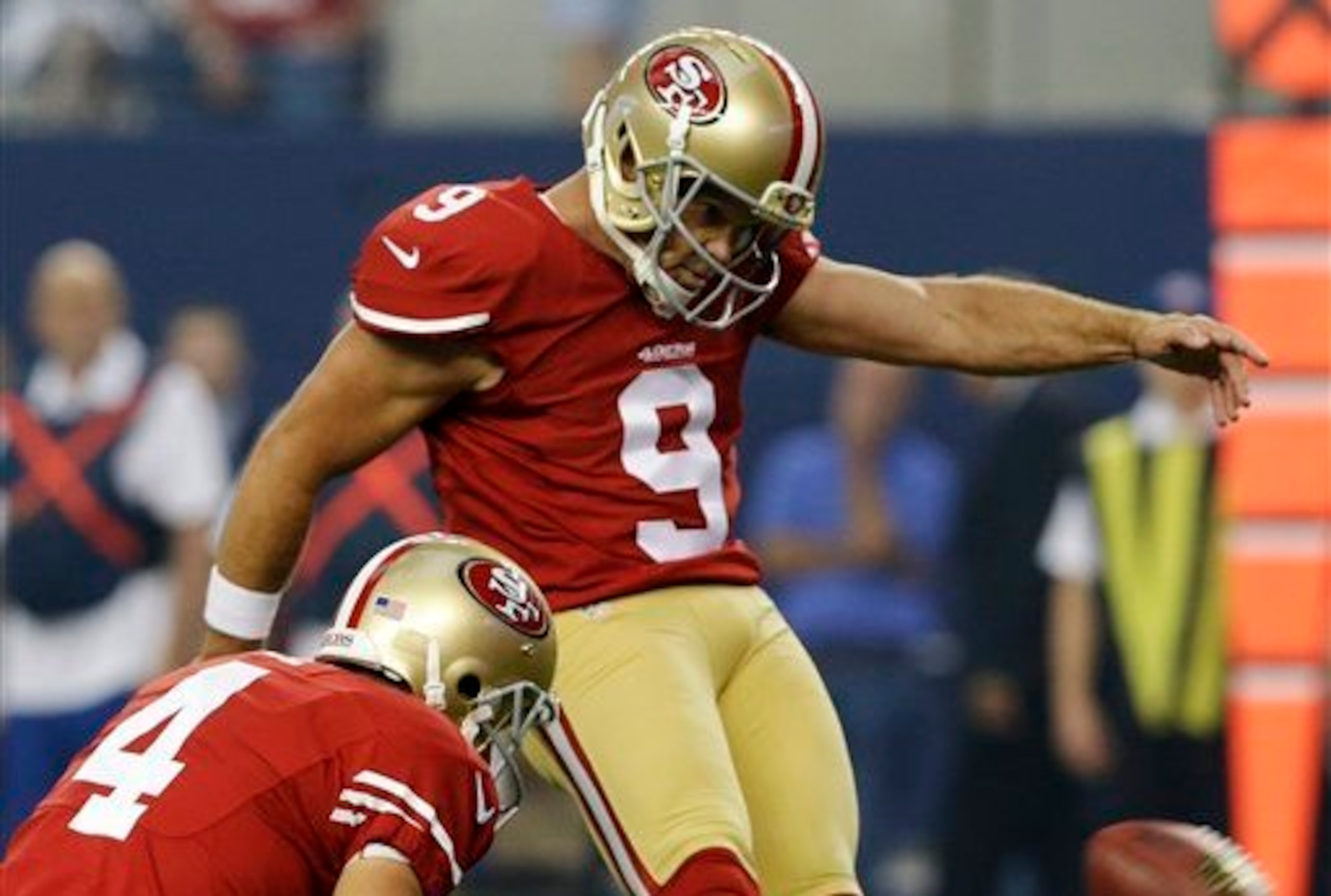 Kicker Phil Dawson missed another field goal on Sunday.