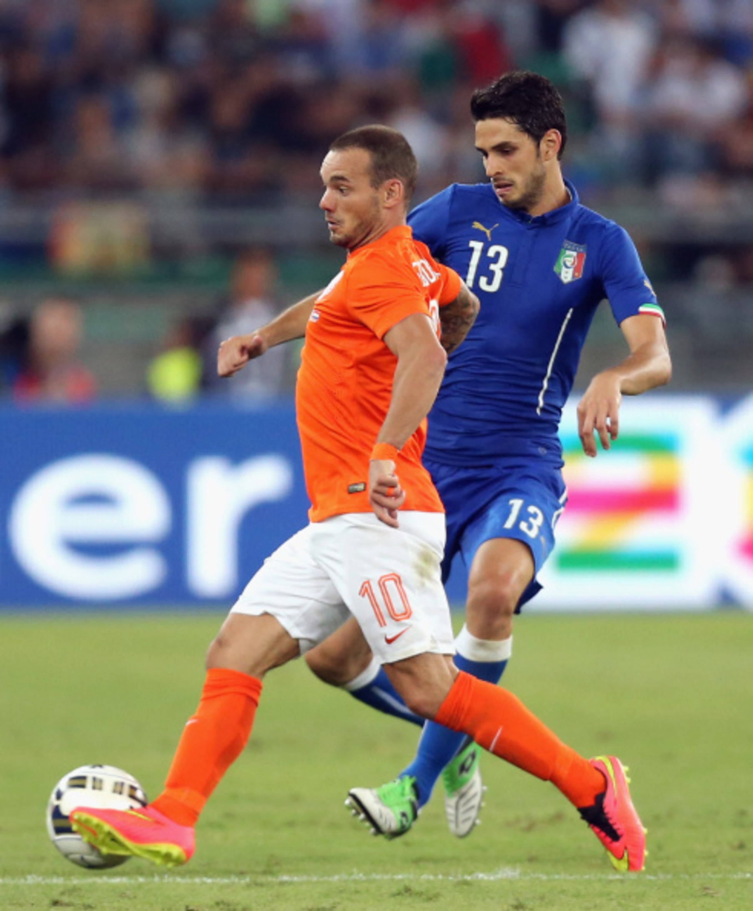Andrea Ranocchia and the rest of the Azzurri pressed the Dutch hard.