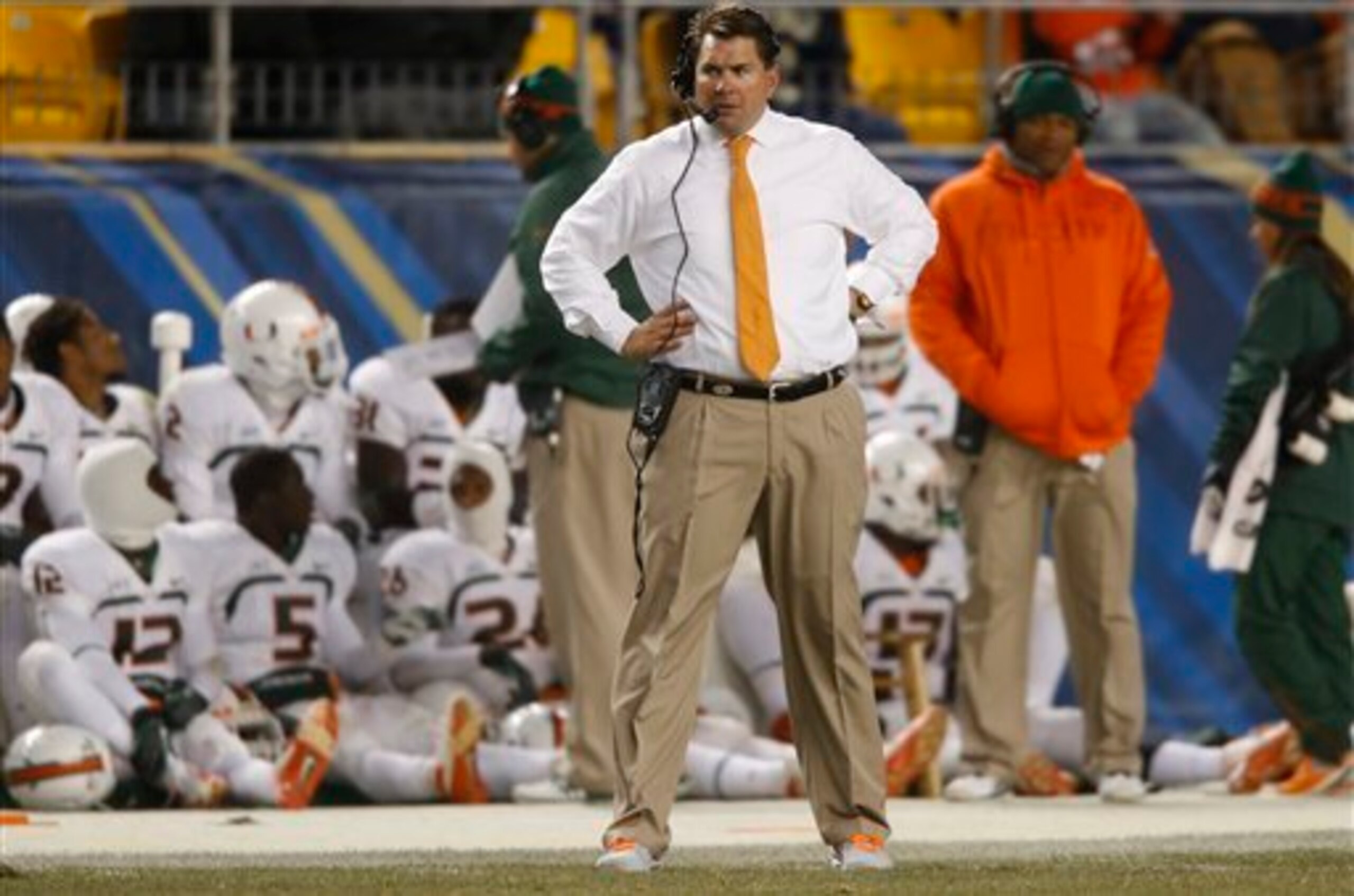 Miami's Al Golden struggles when it comes to style.