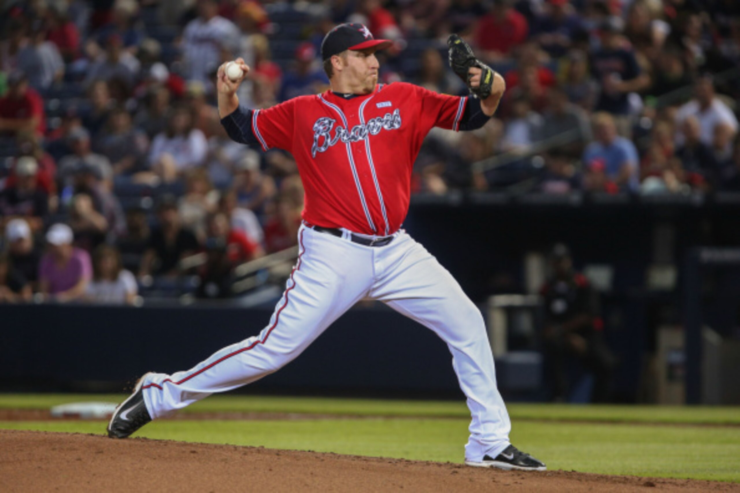 Aaron Harang has won 10 games for the Braves.