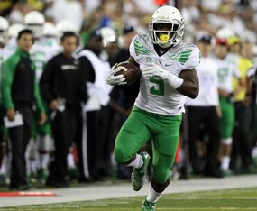 Oregon junior running back Byron Marshall against South Dakota on Aug. 30.