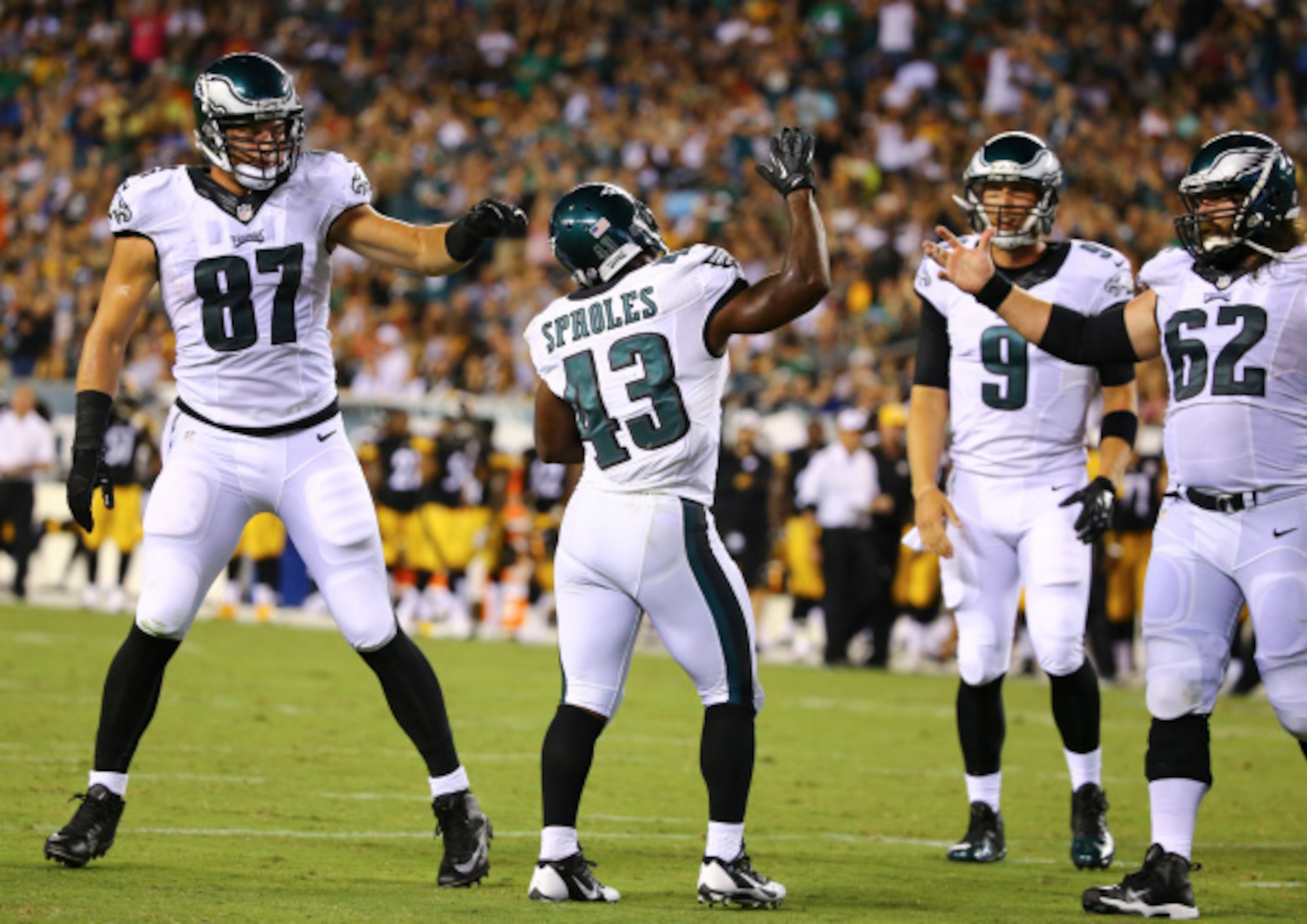 San Francisco drops its first game of the season due in large part to matchup nightmare Darren Sproles.