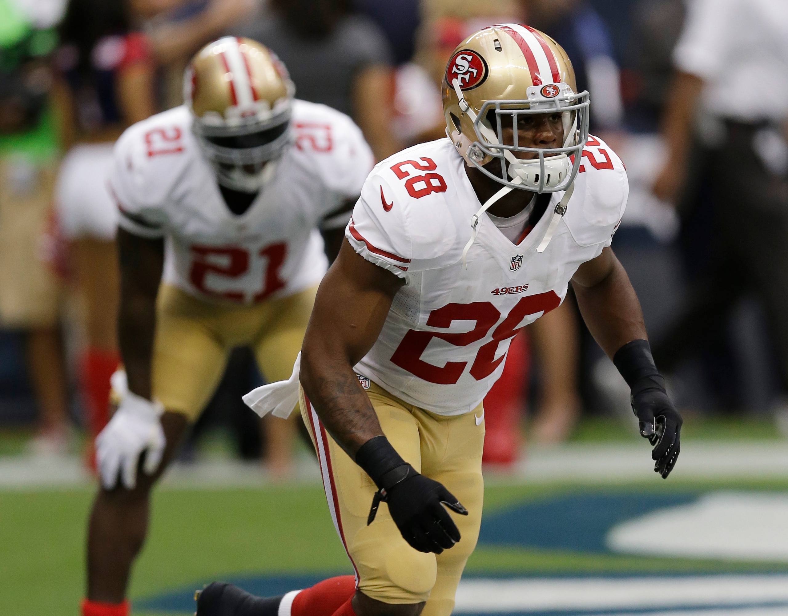 Running backs Frank Gore and Carlos Hyde will tear apart the New York Giants' suspect run defense.