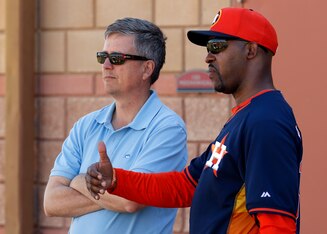 While of similar stature, Jeff Luhnow and Bo Porter could never figure out how to see eye-to-eye.