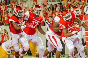 Houston's defense looked strong.