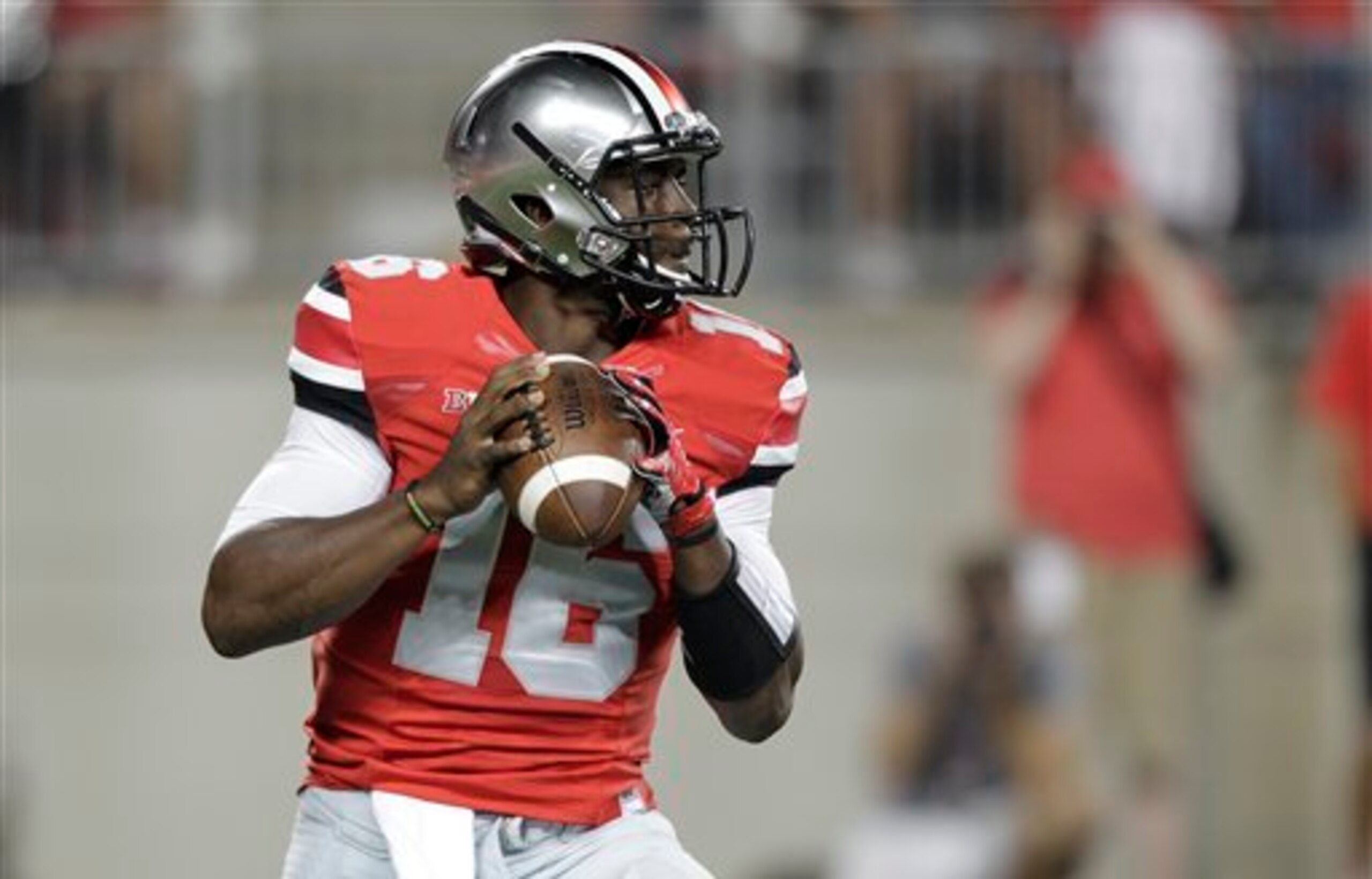J.T. Barrett and Ohio State will try to rebound against Kent State this week.