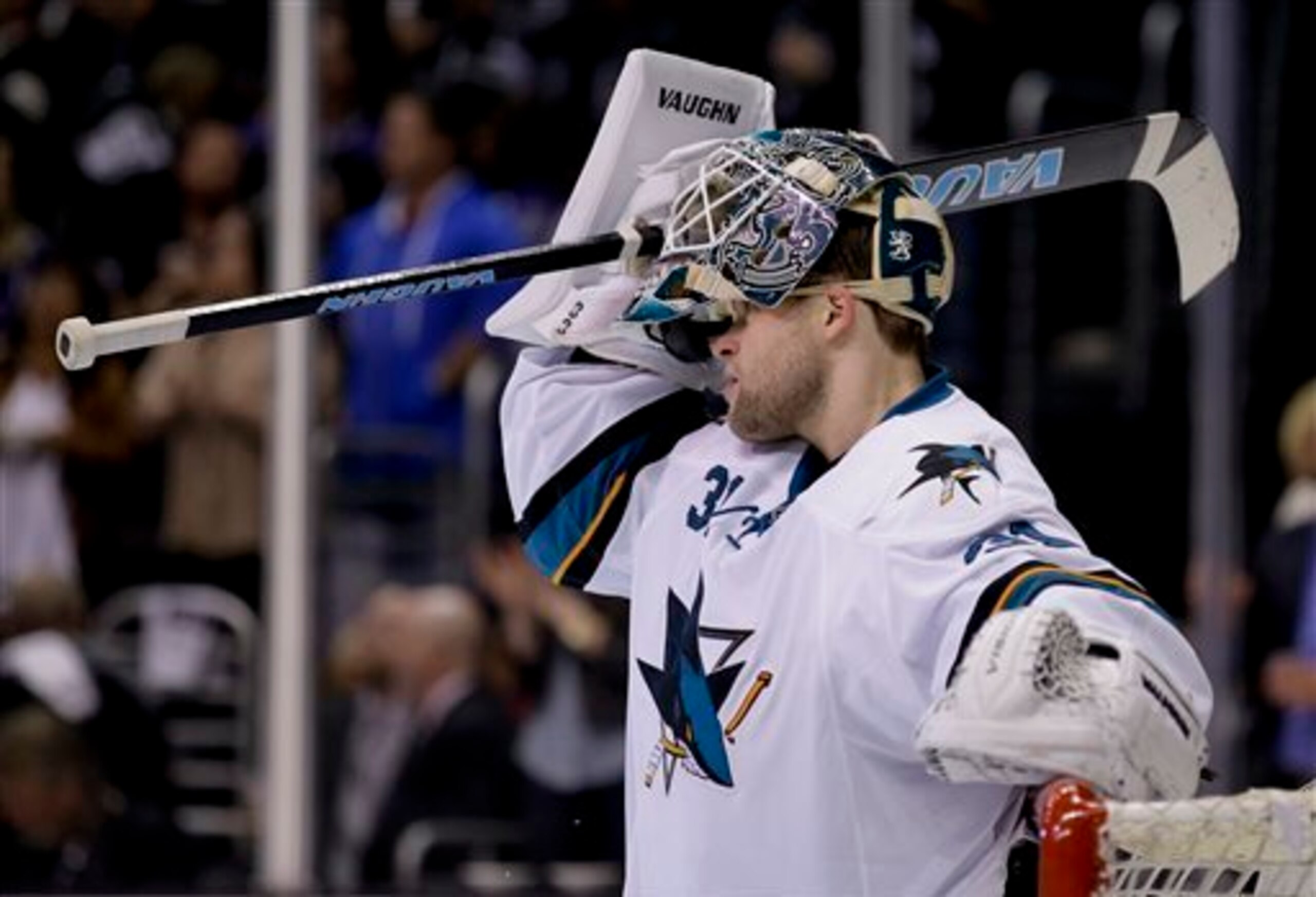 Will Antti Niemi hold on to his starting job?