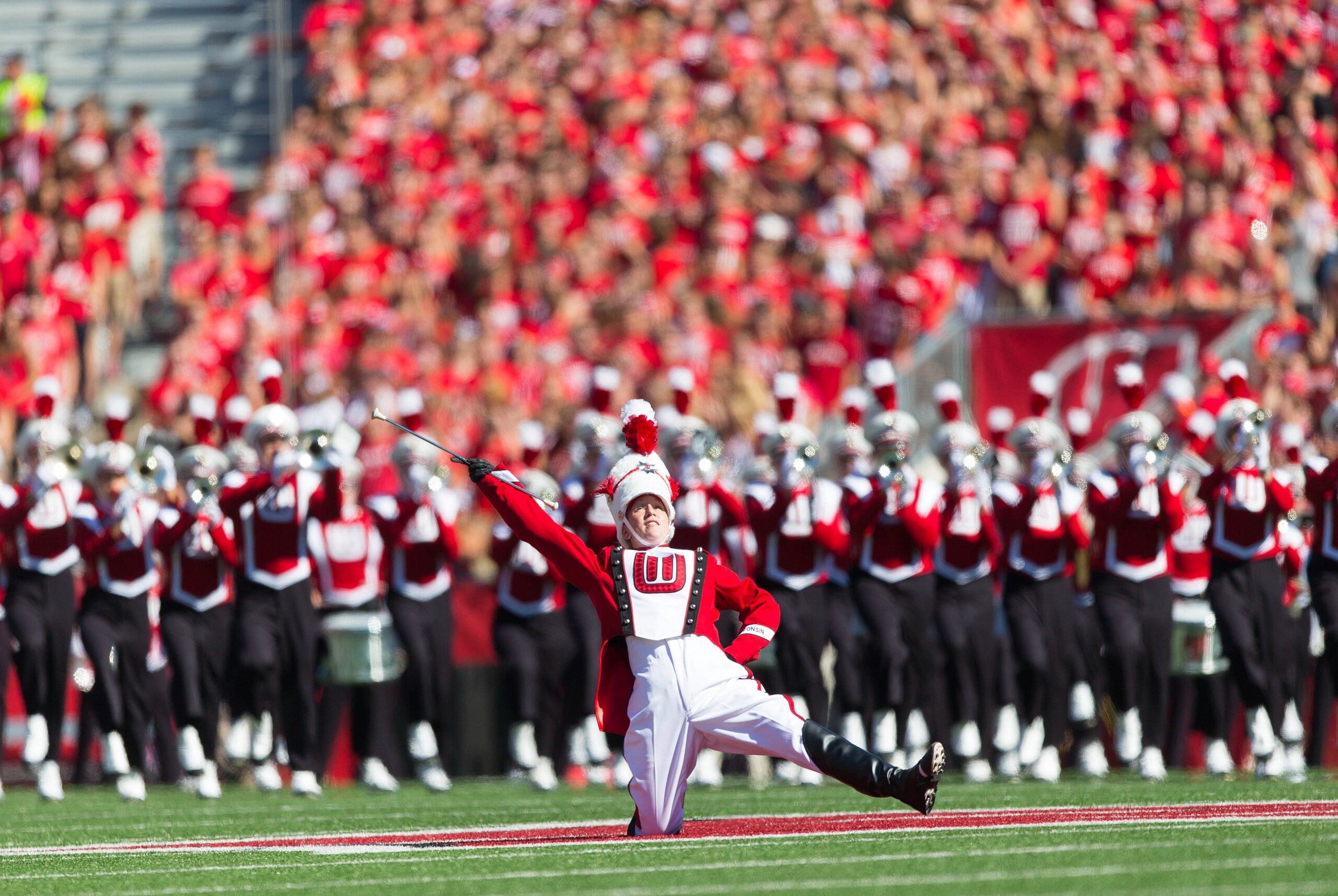 Wisconsin looks to improve to 2-1 in their home tilt against Bowling Green.