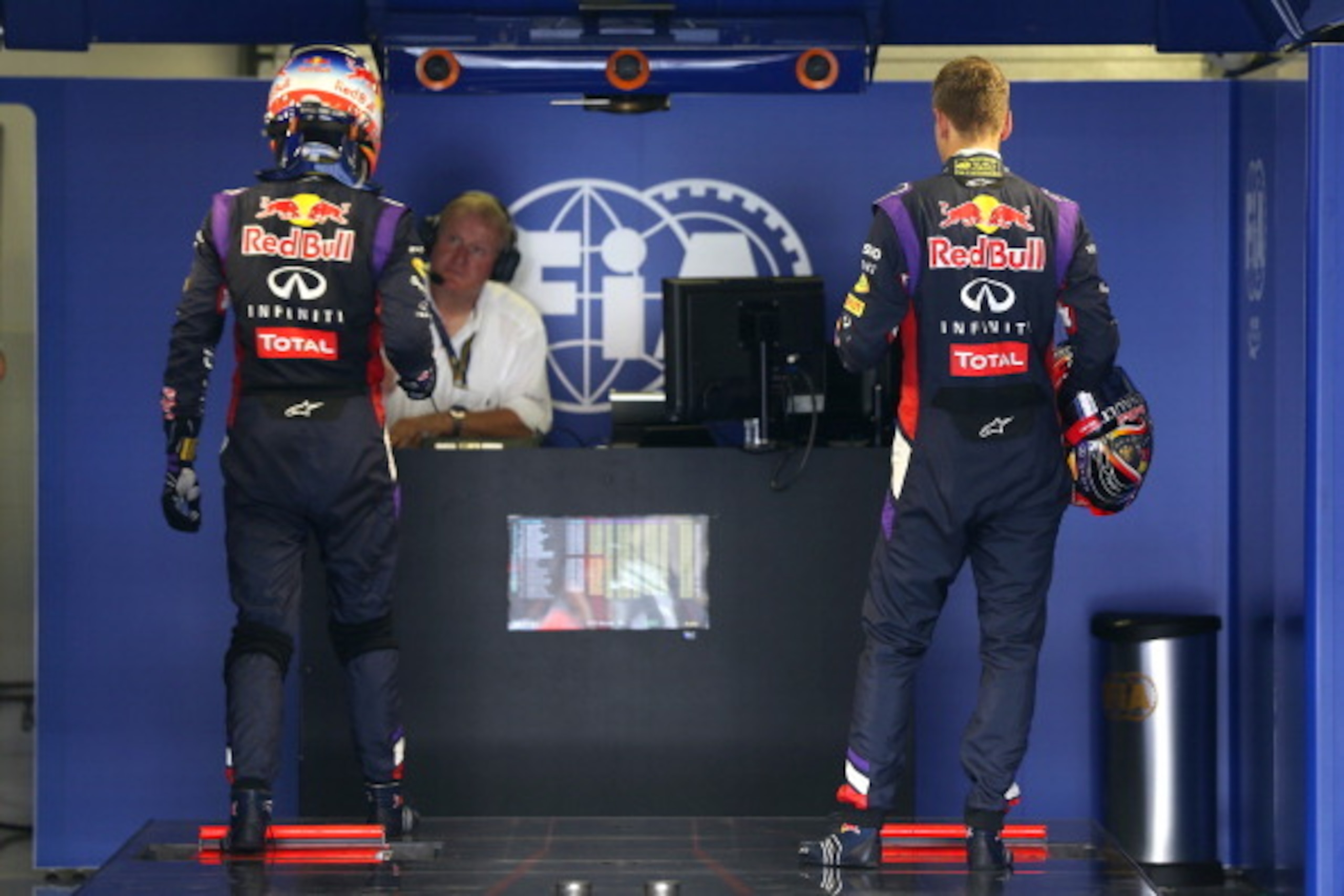 Daniel Ricciardo and Sebastian Vettel
