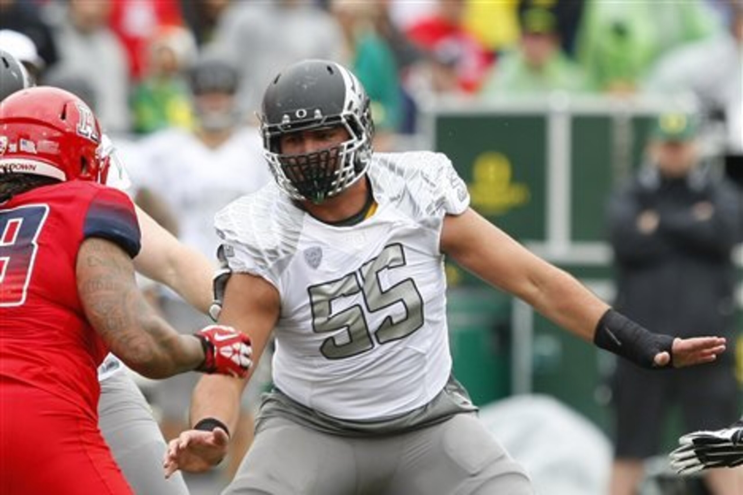Grasu is a four-year starter at Oregon.