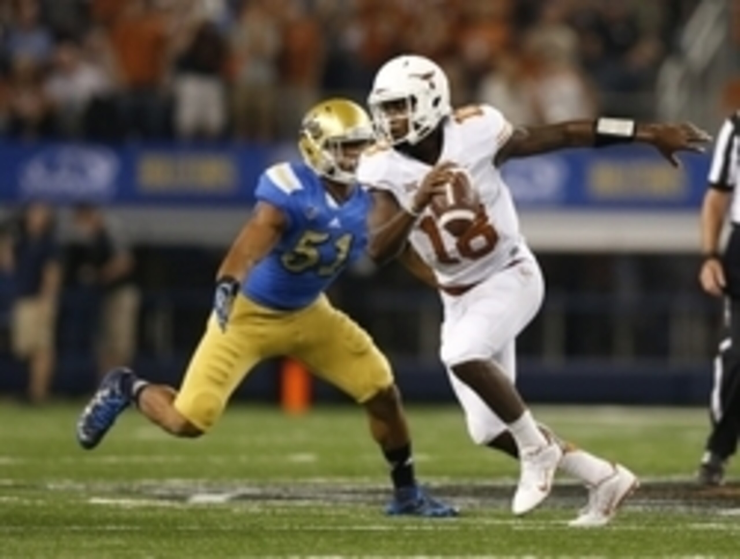 Swoopes has proven to be surprisingly effective when he is forced to leave the pocket. Swoopes has proven to be surprisingly effective when he is forced to leave the pocket.