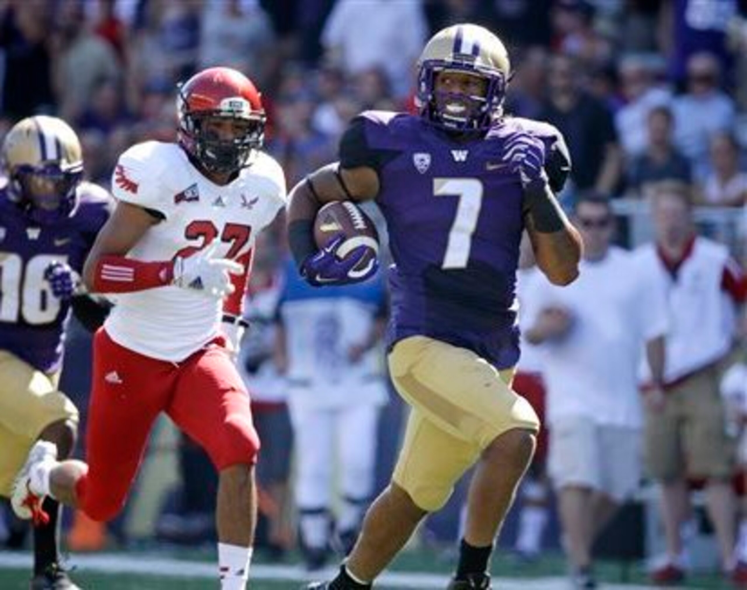LB Shaq Thompson LB Shaq Thompson