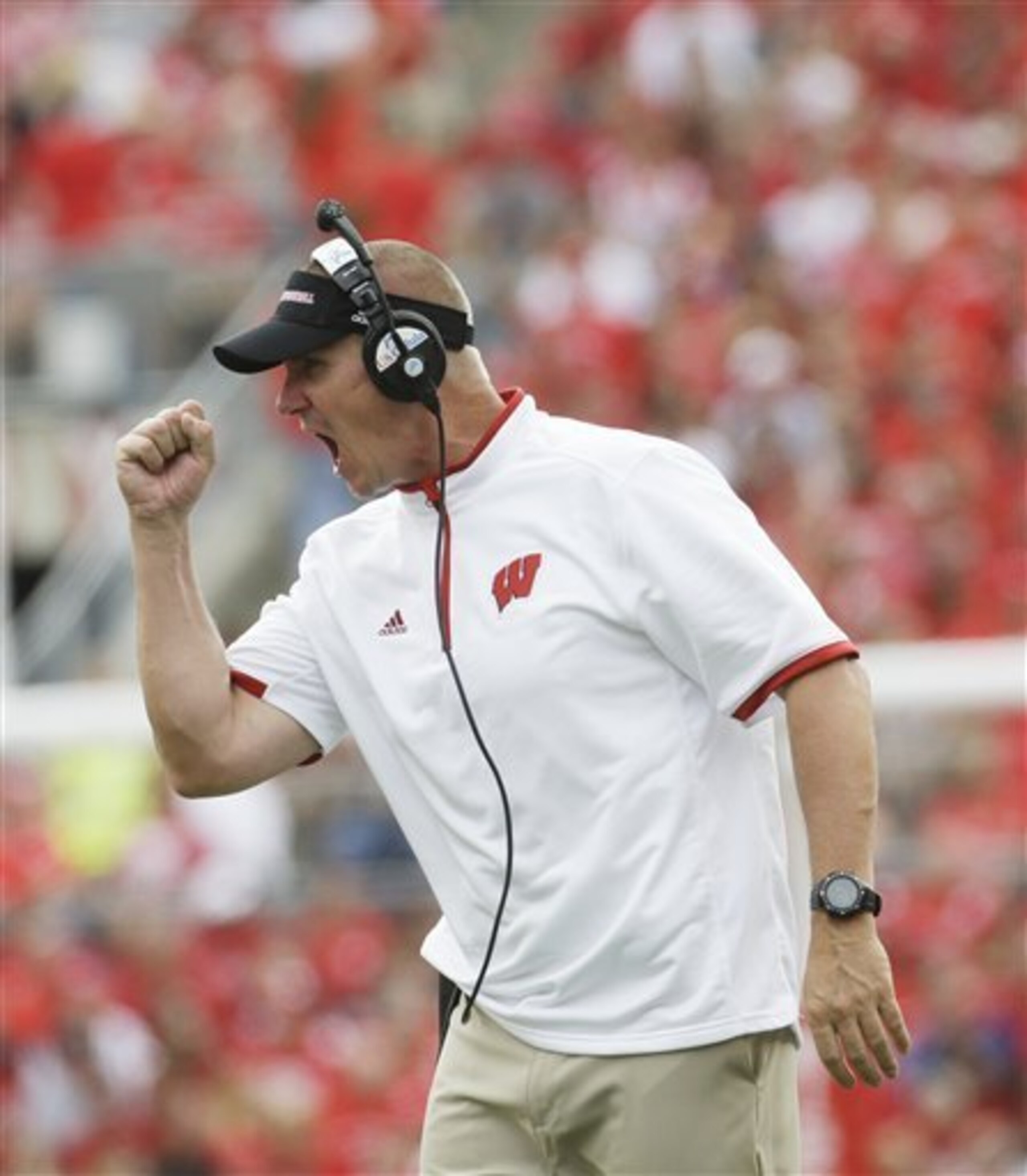 Gary Andersen had a lot to smile about on Saturday after the first quarter against Bowling Green. Gary Andersen had a lot to smile about on Saturday after the first quarter against Bowling Green.