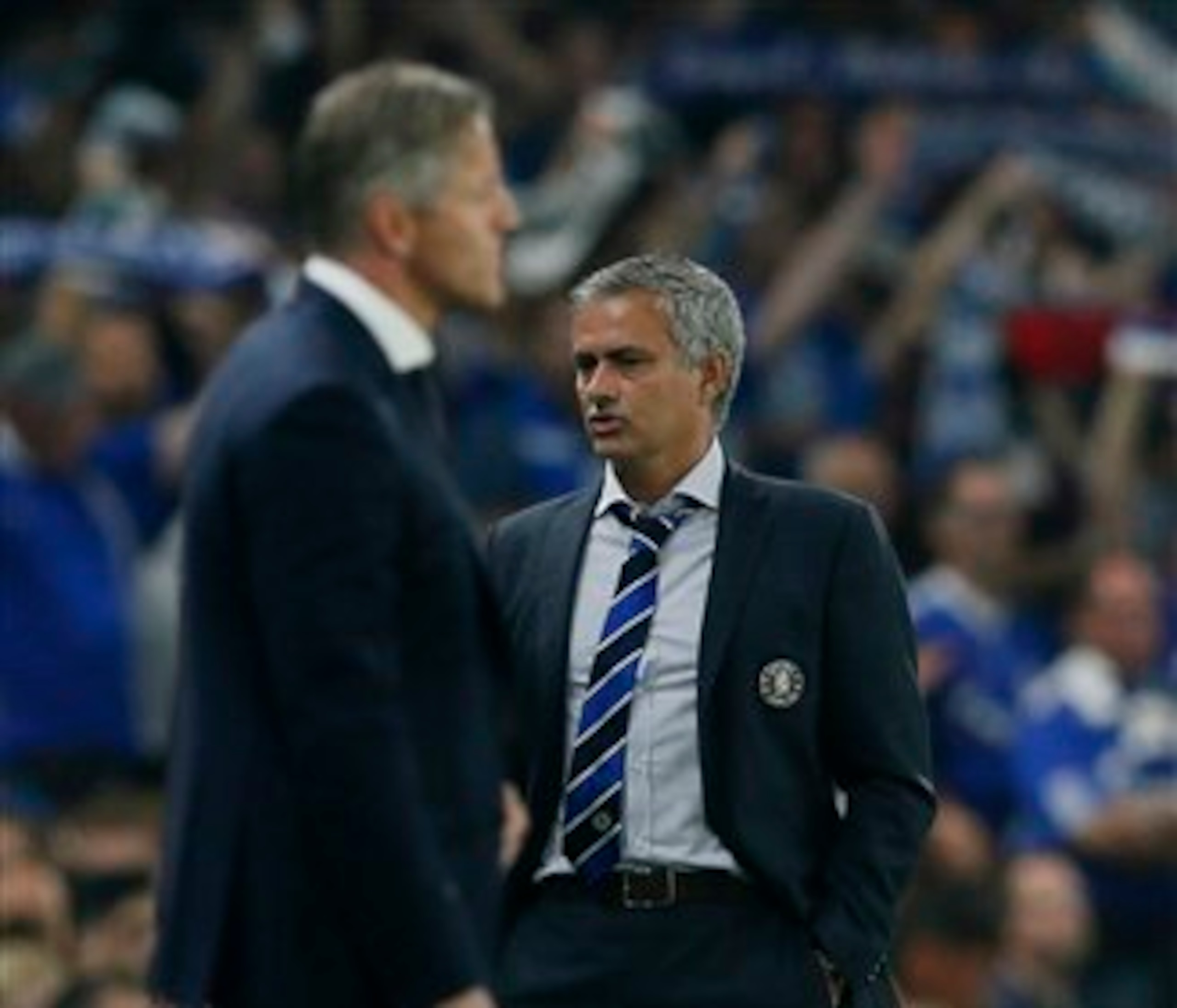Keller and Mourinho on the sidelines.