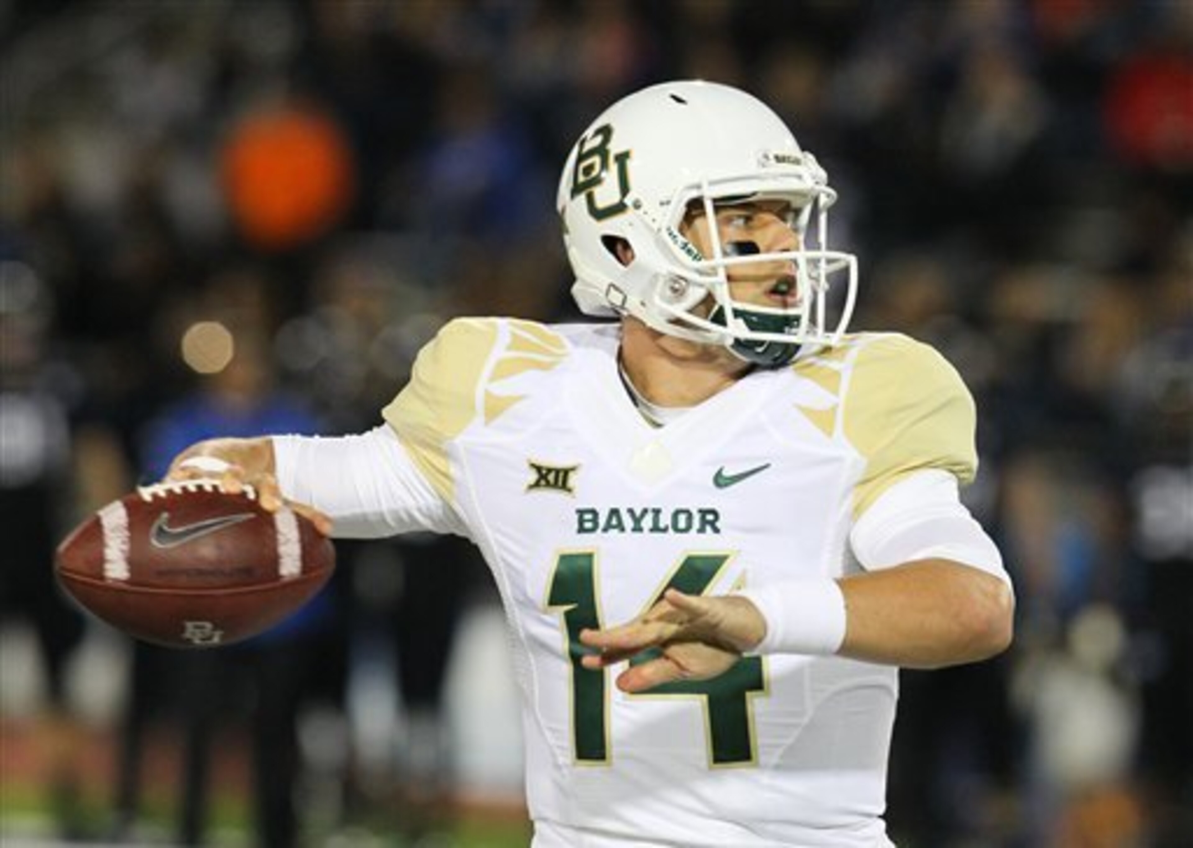 Bryce Petty and Baylor have overwhelmed opponents so far.