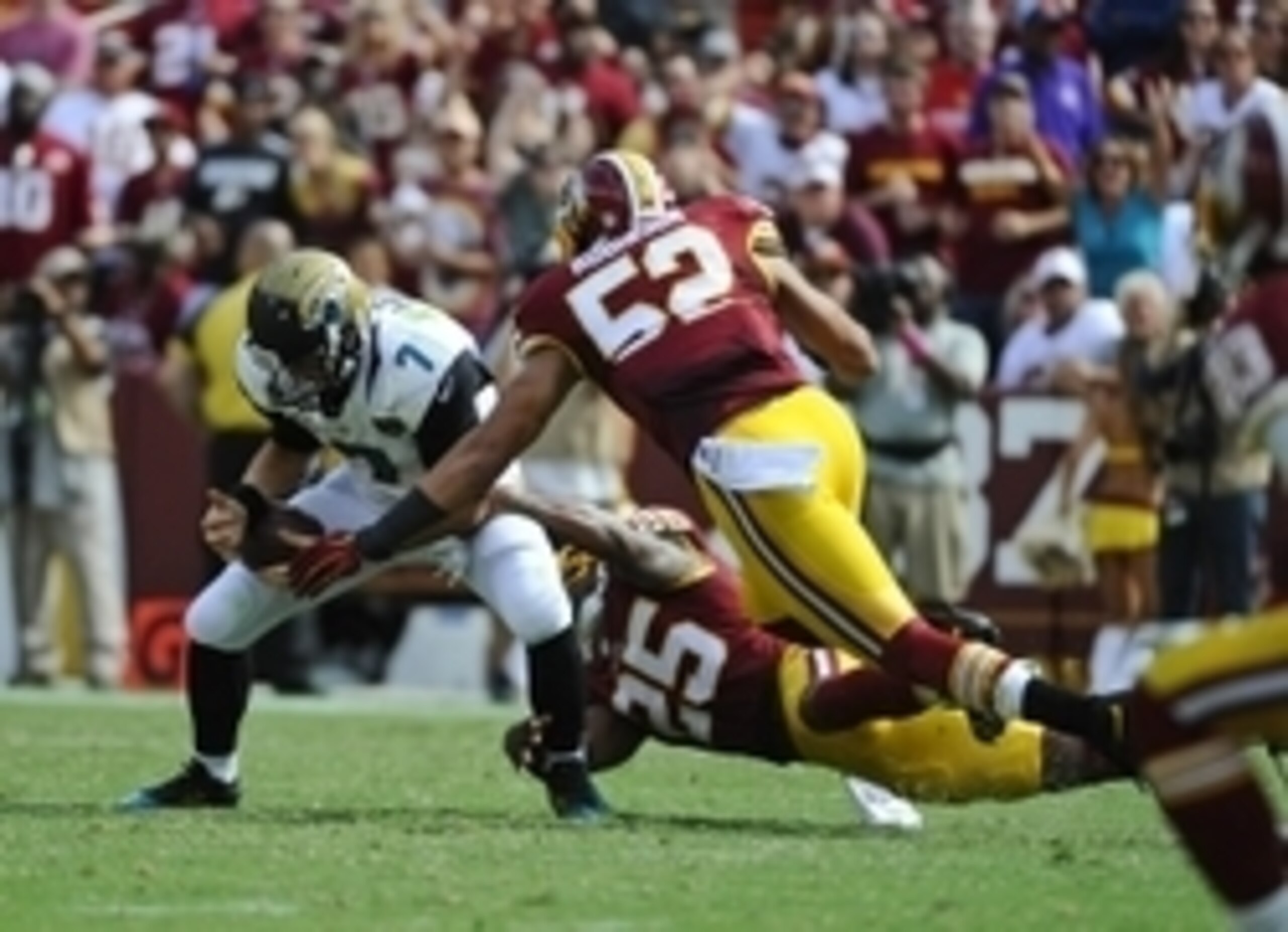 Keenan Robinson (No. 52) has been a force at the linebacker position this year.