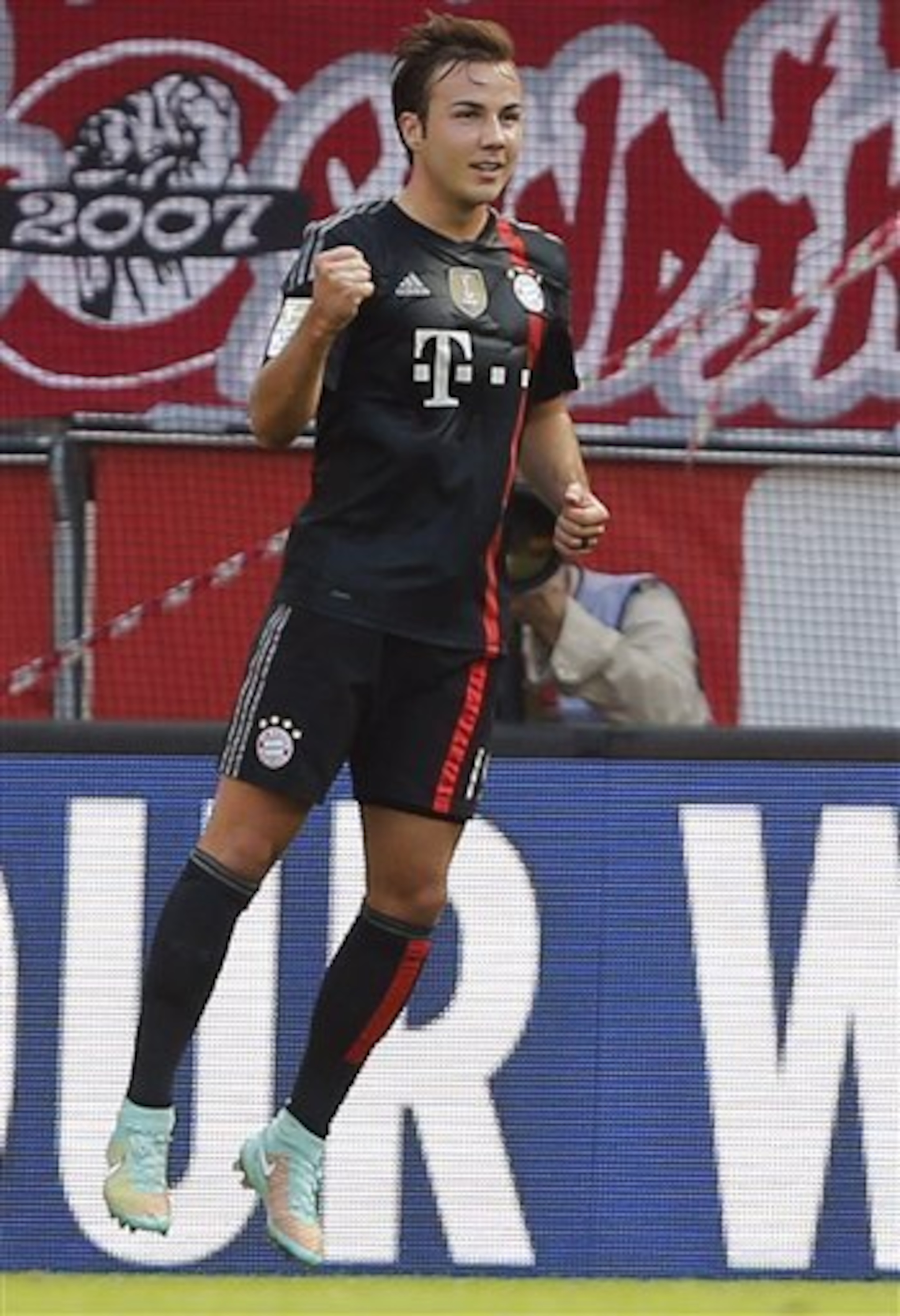 Gotze in the goals again
