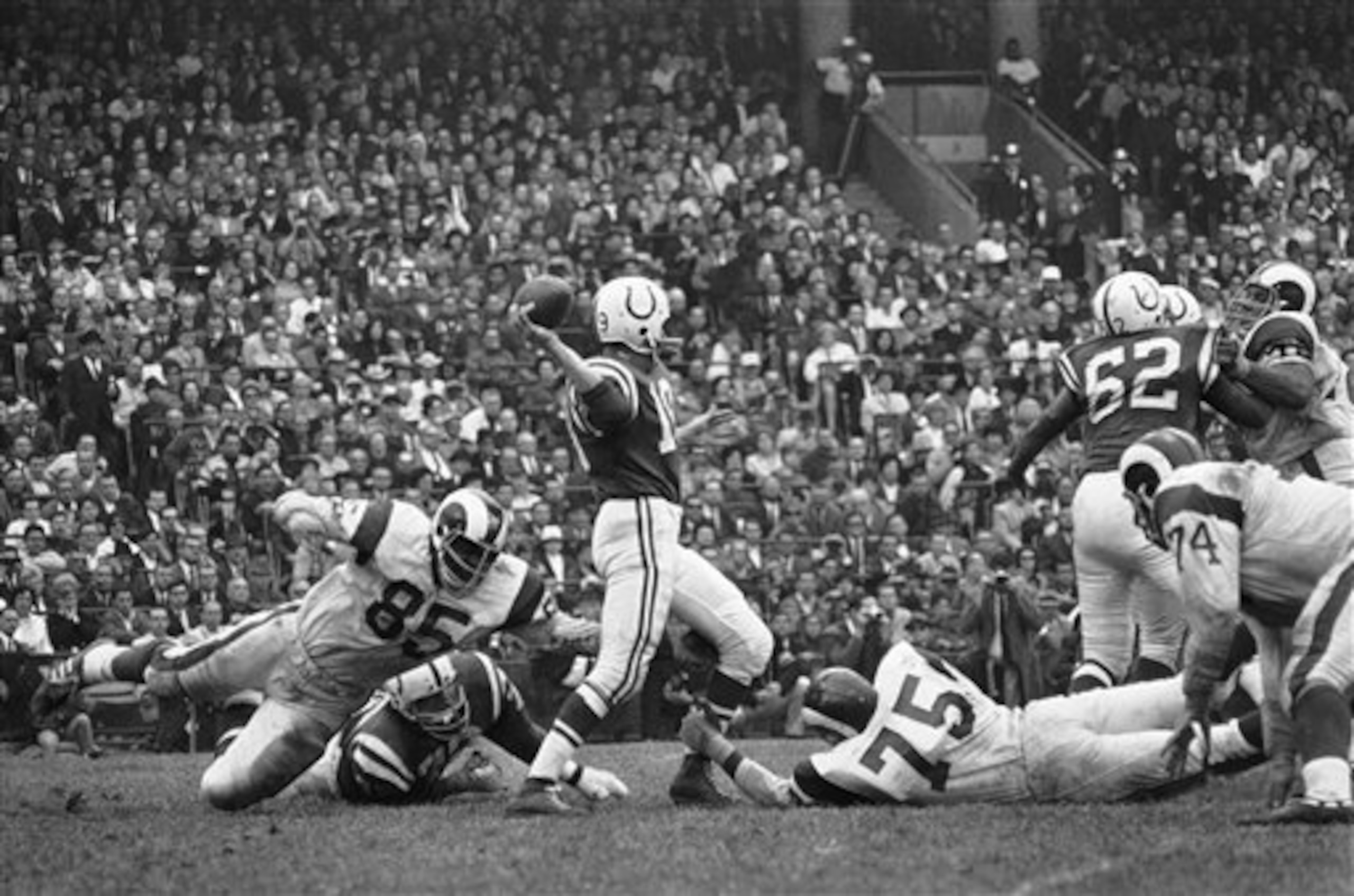 Unitas went to the air like no quarterback before.