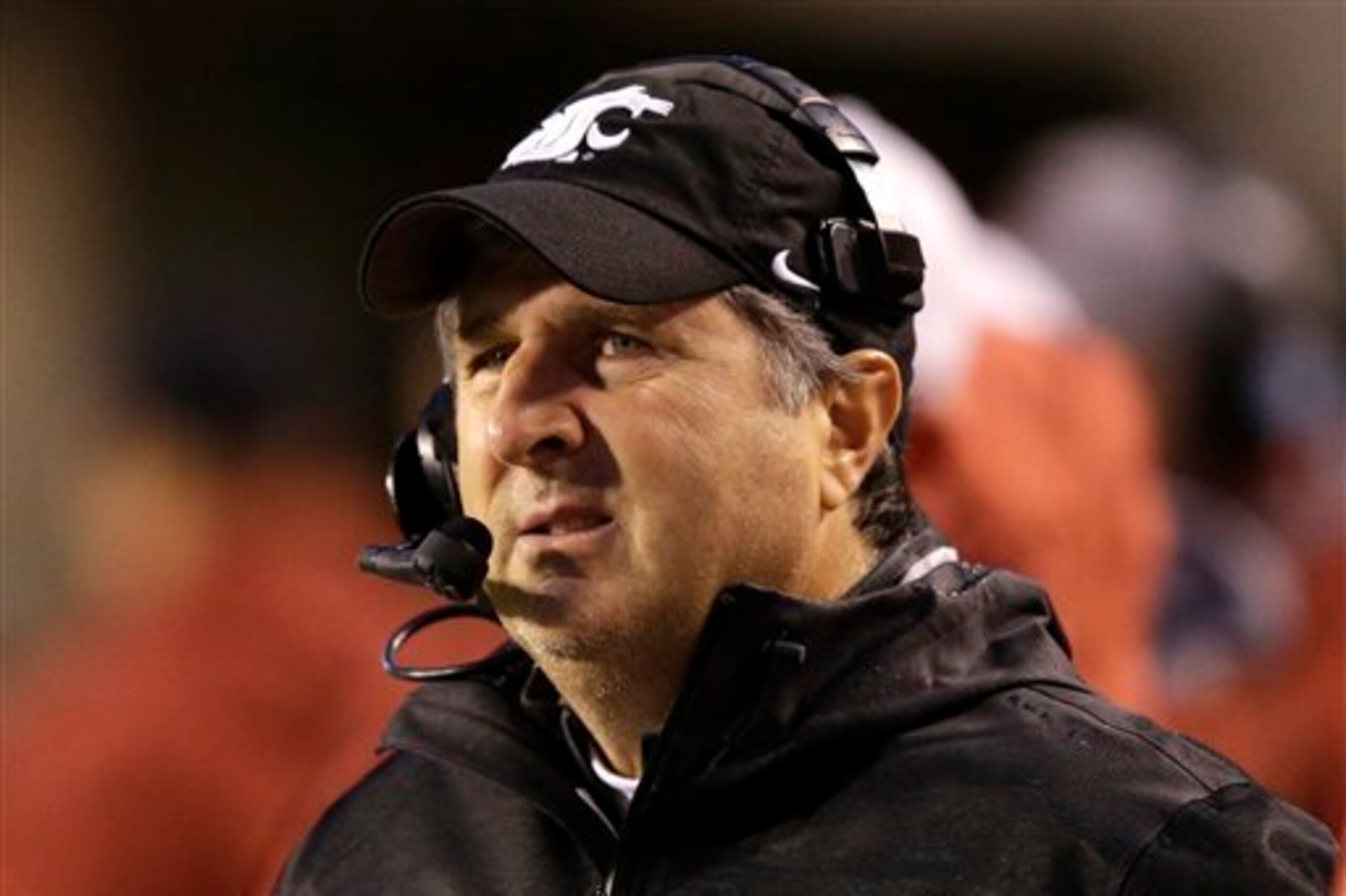Mike Leach and Washington State have consistently struggled against up-tempo schemes.