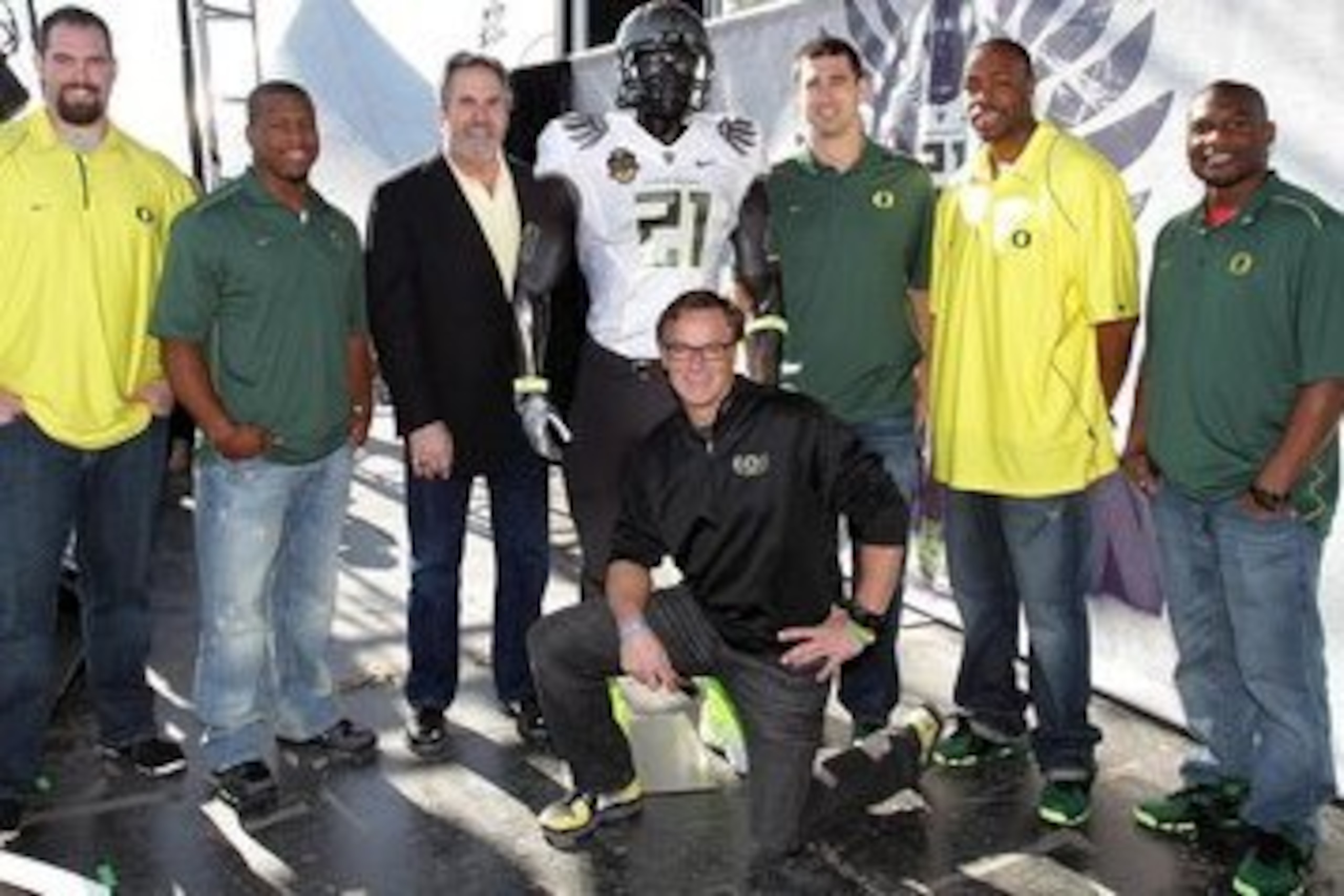Former Oregon players Max Unger (from left), Jonathan Stewart, Dan Fouts, Joey Harrington, Dennis Dixon and Jarius Byrd with Nike's Athletic Training Global Design Director Todd Van Horne