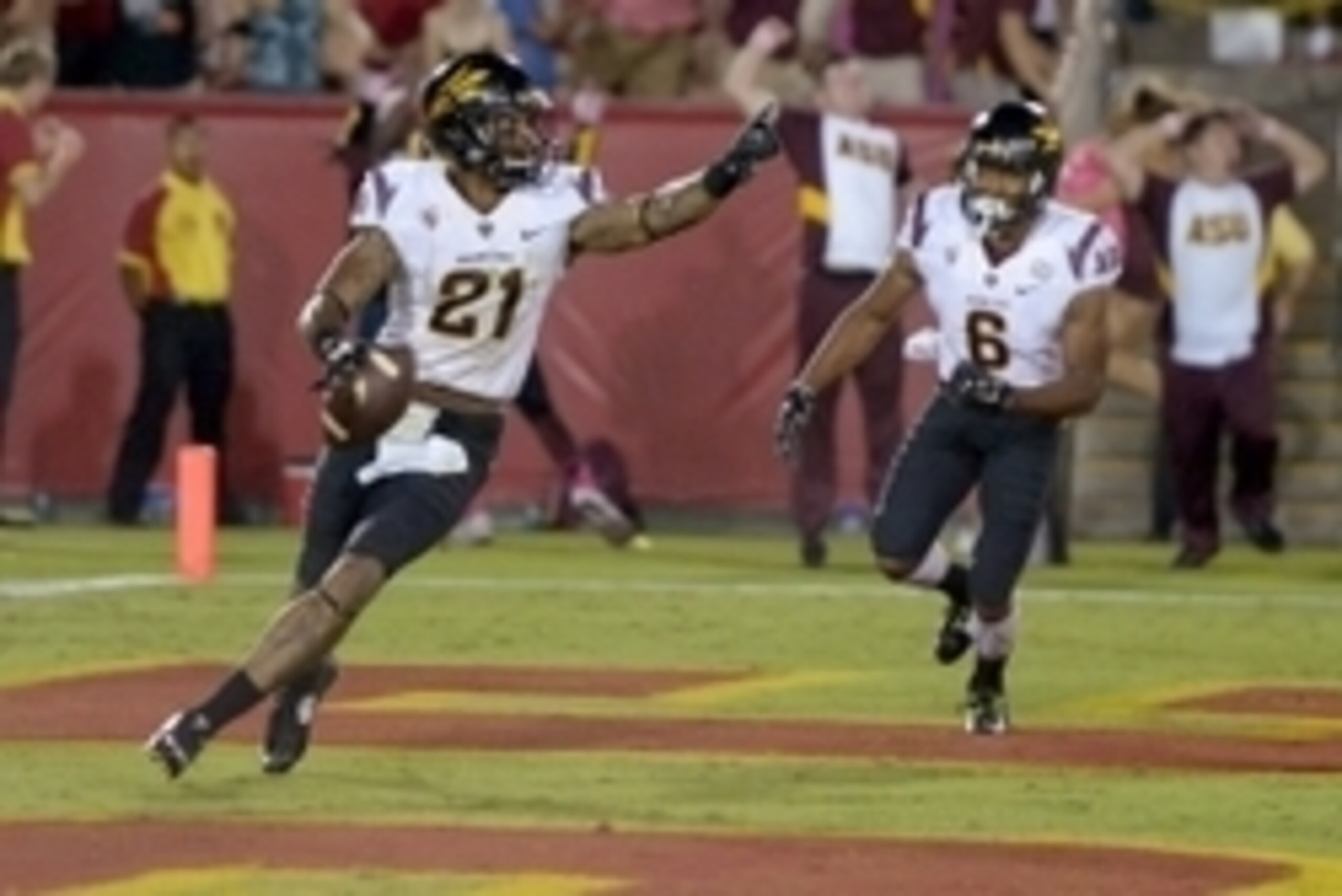 Jaelen Strong had one of the best performances of the past week in college football, highlighted by a game-winning catch on a Hail Mary touchdown pass.